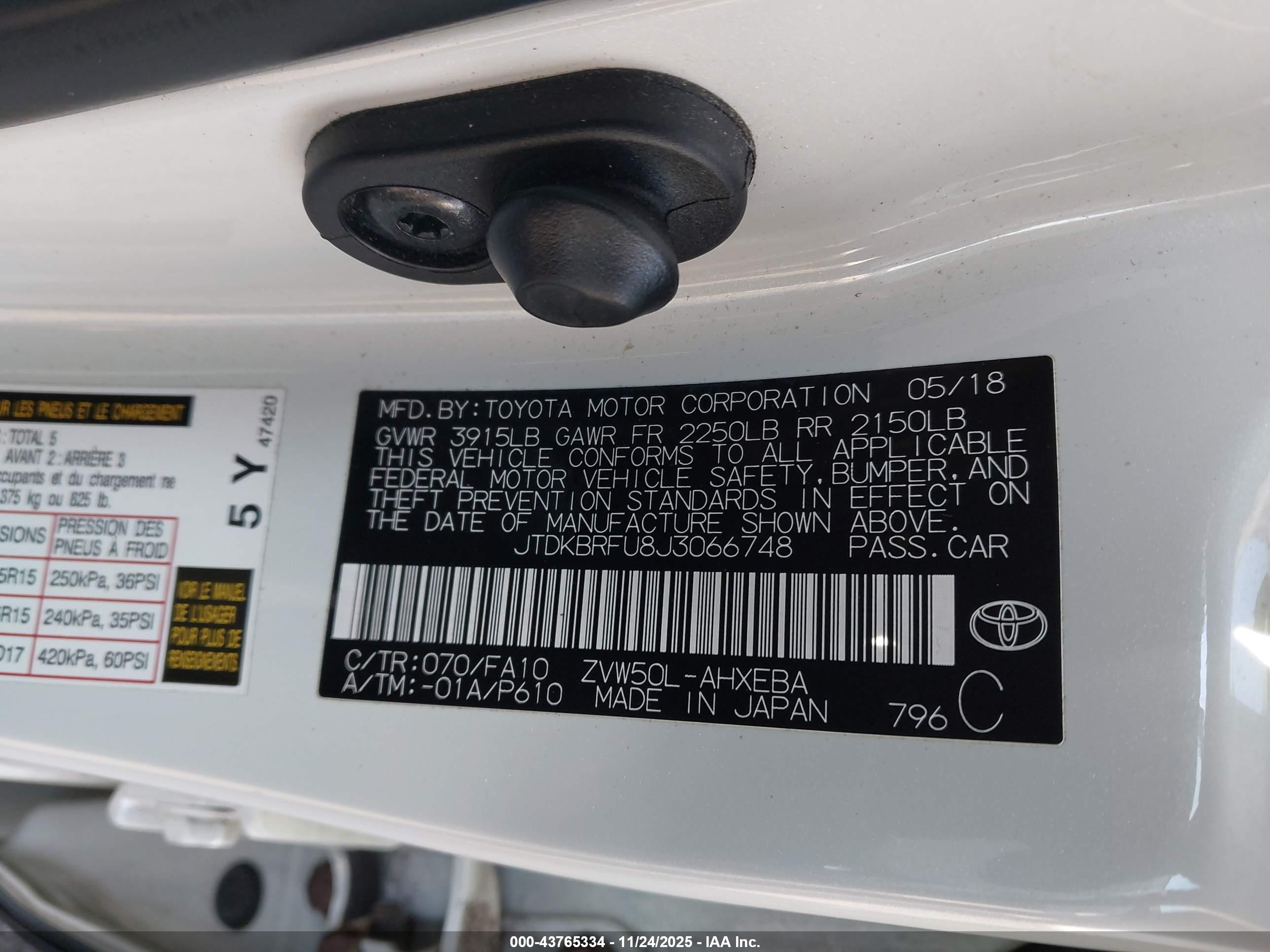 TOYOTA PRIUS image 9