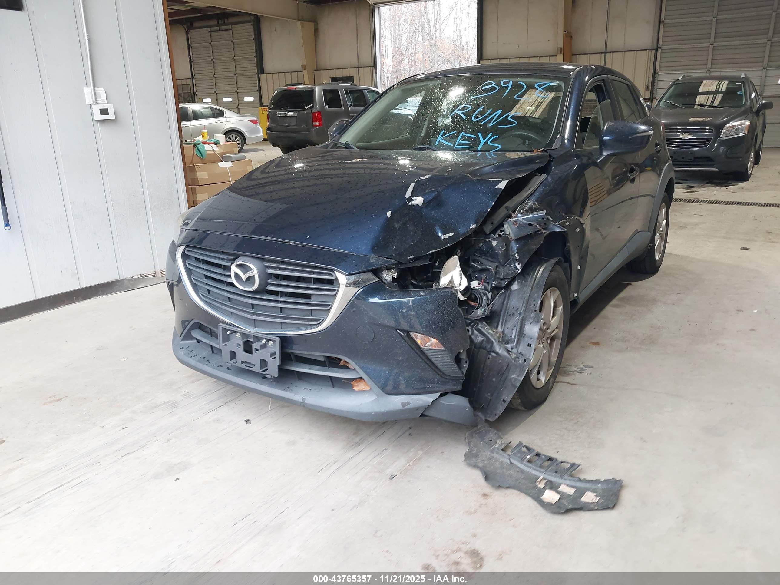 MAZDA CX-3 image 2