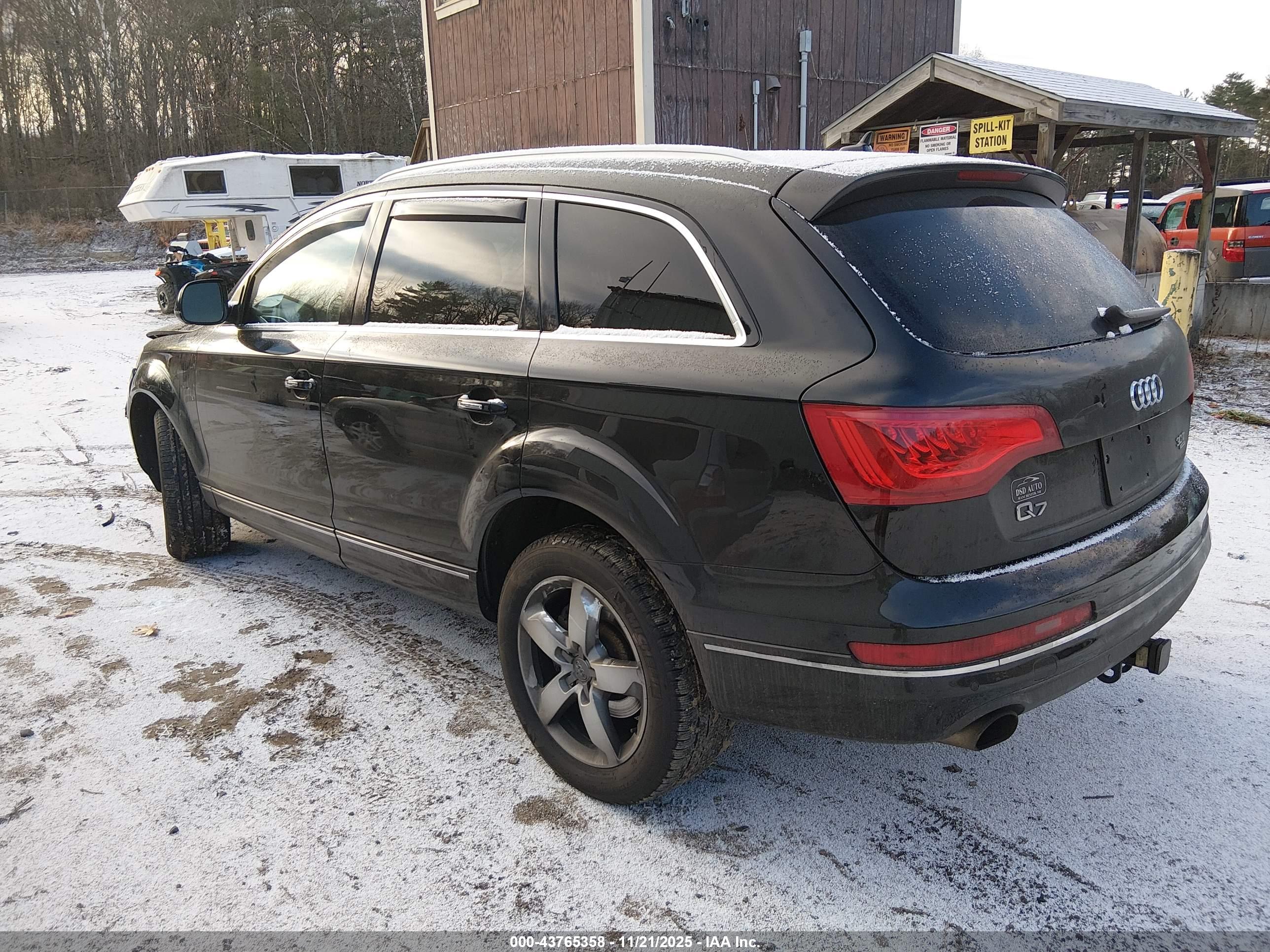 AUDI Q7 image 3