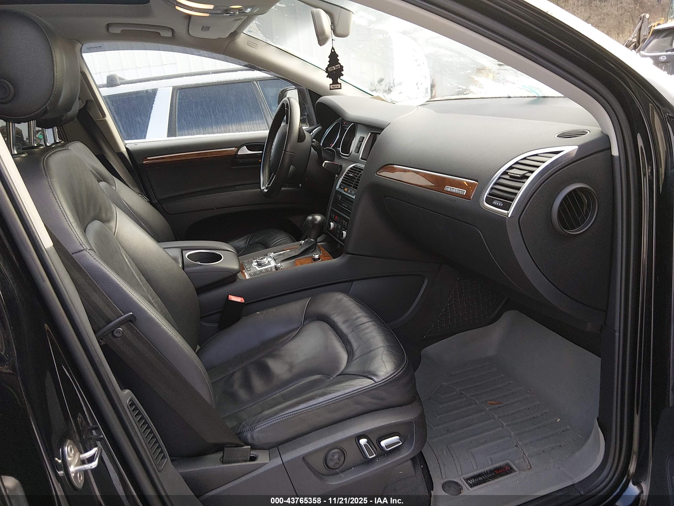 AUDI Q7 image 5