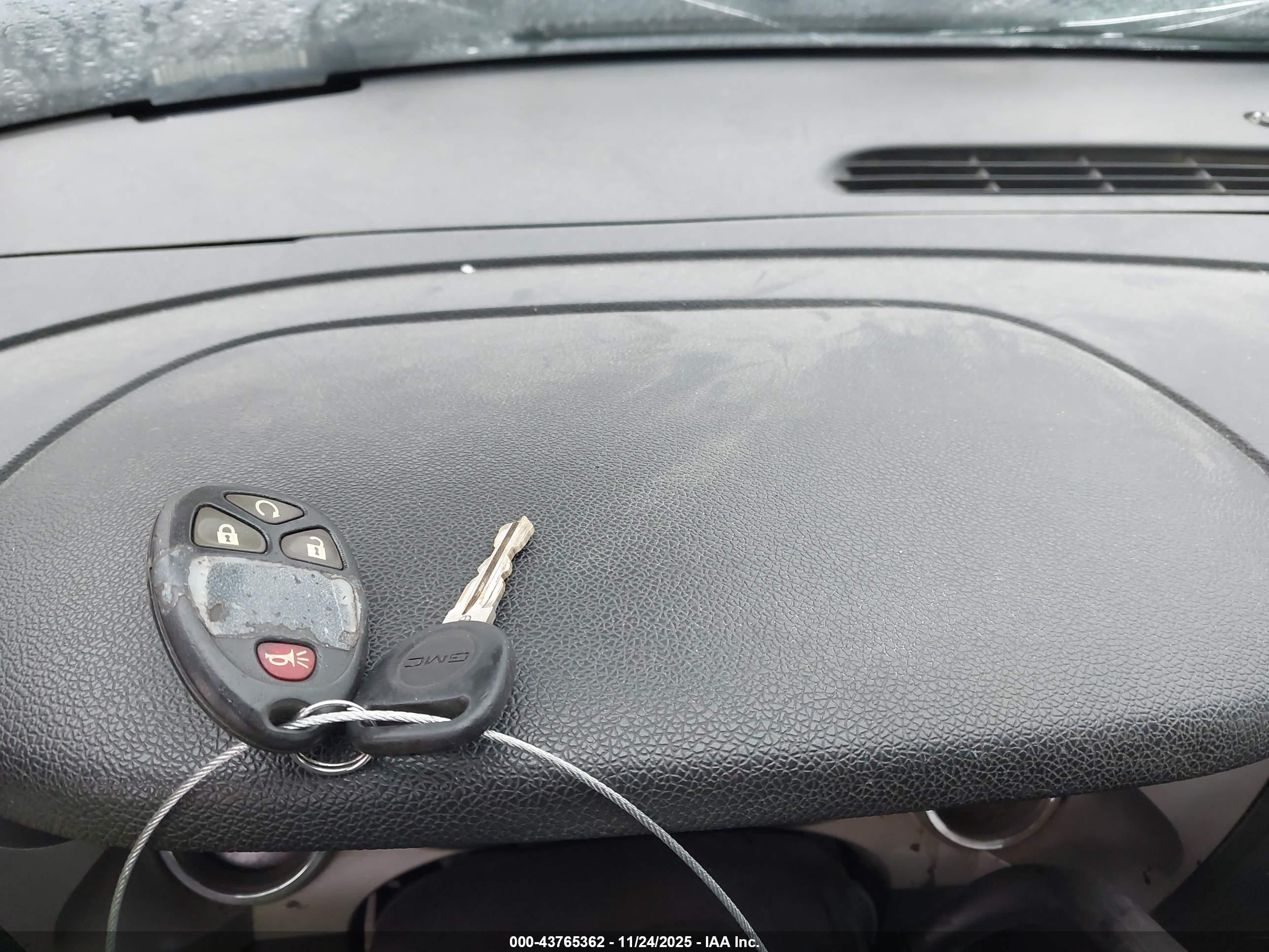 GMC SIERRA image 11