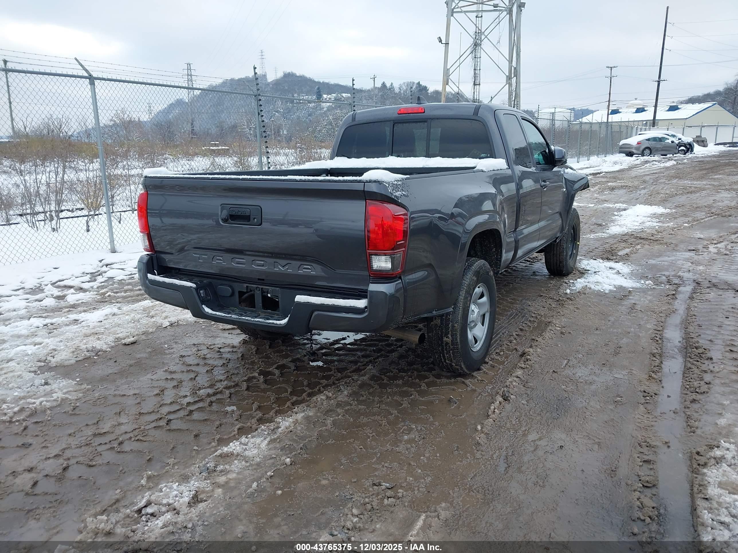 TOYOTA TACOMA image 4