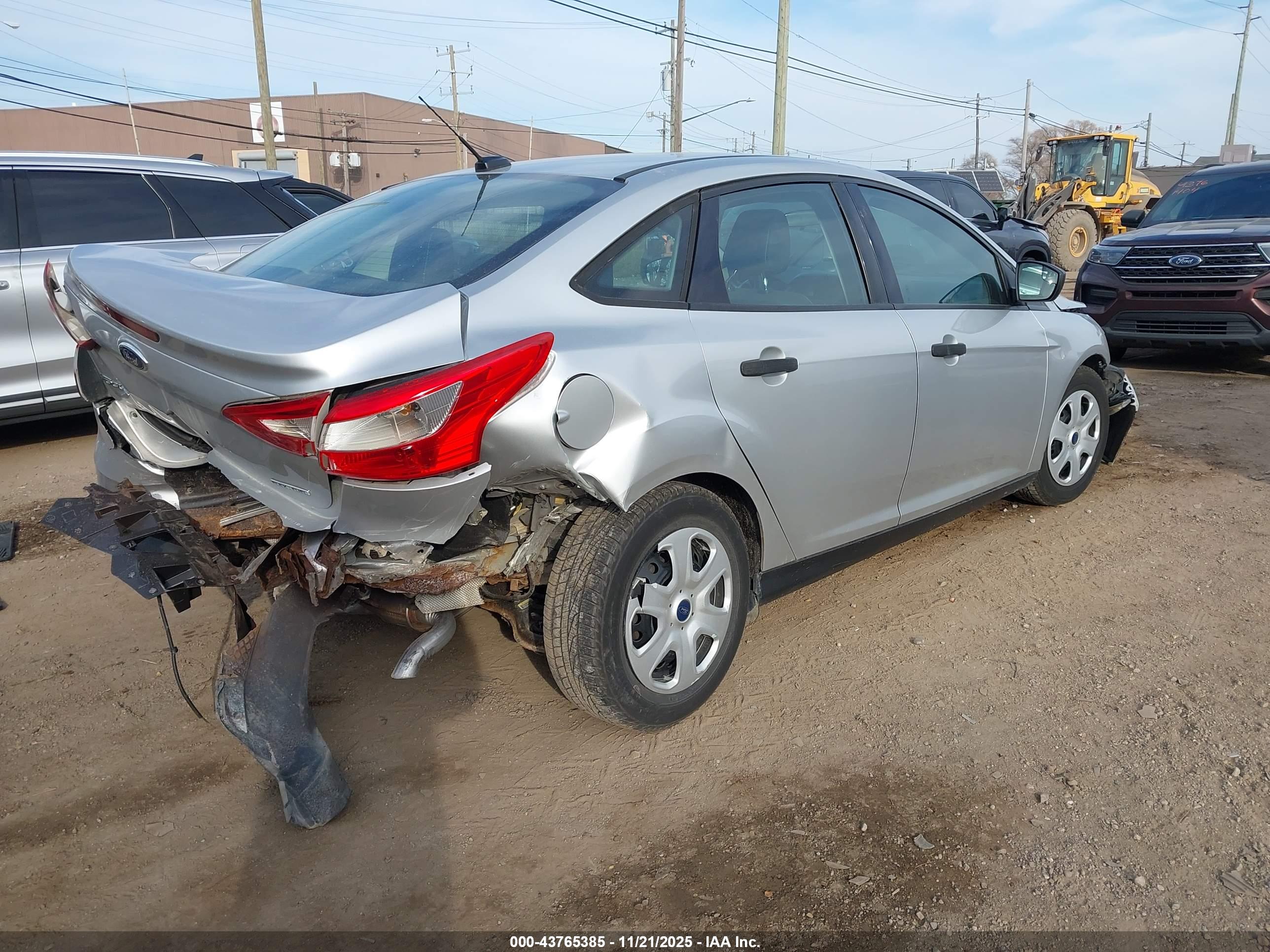 FORD FOCUS image 4