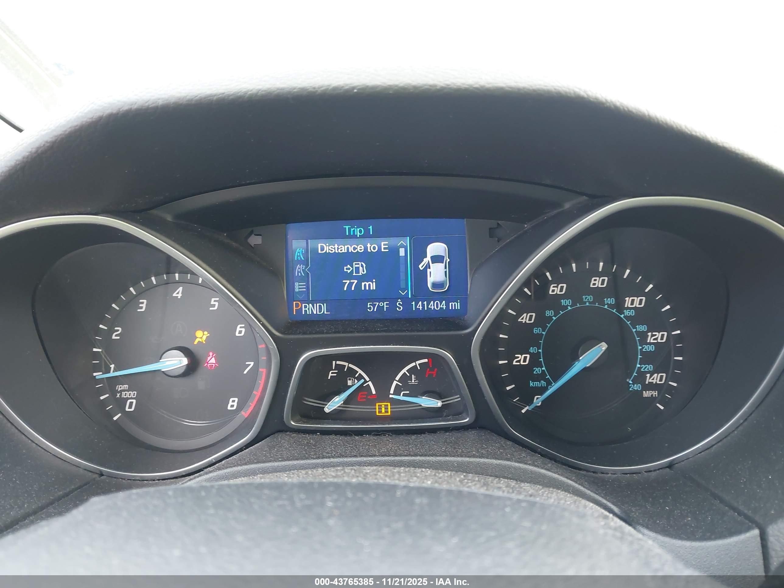 FORD FOCUS image 7