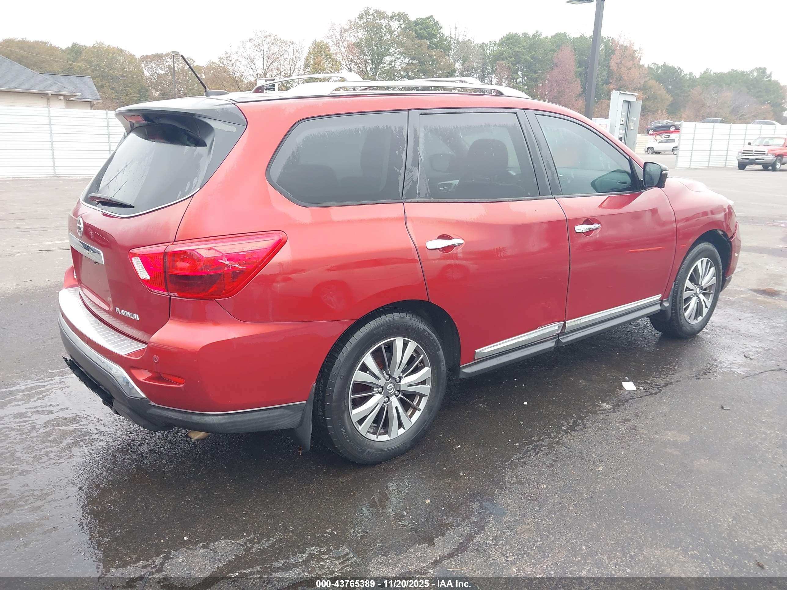 NISSAN PATHFINDER image 4