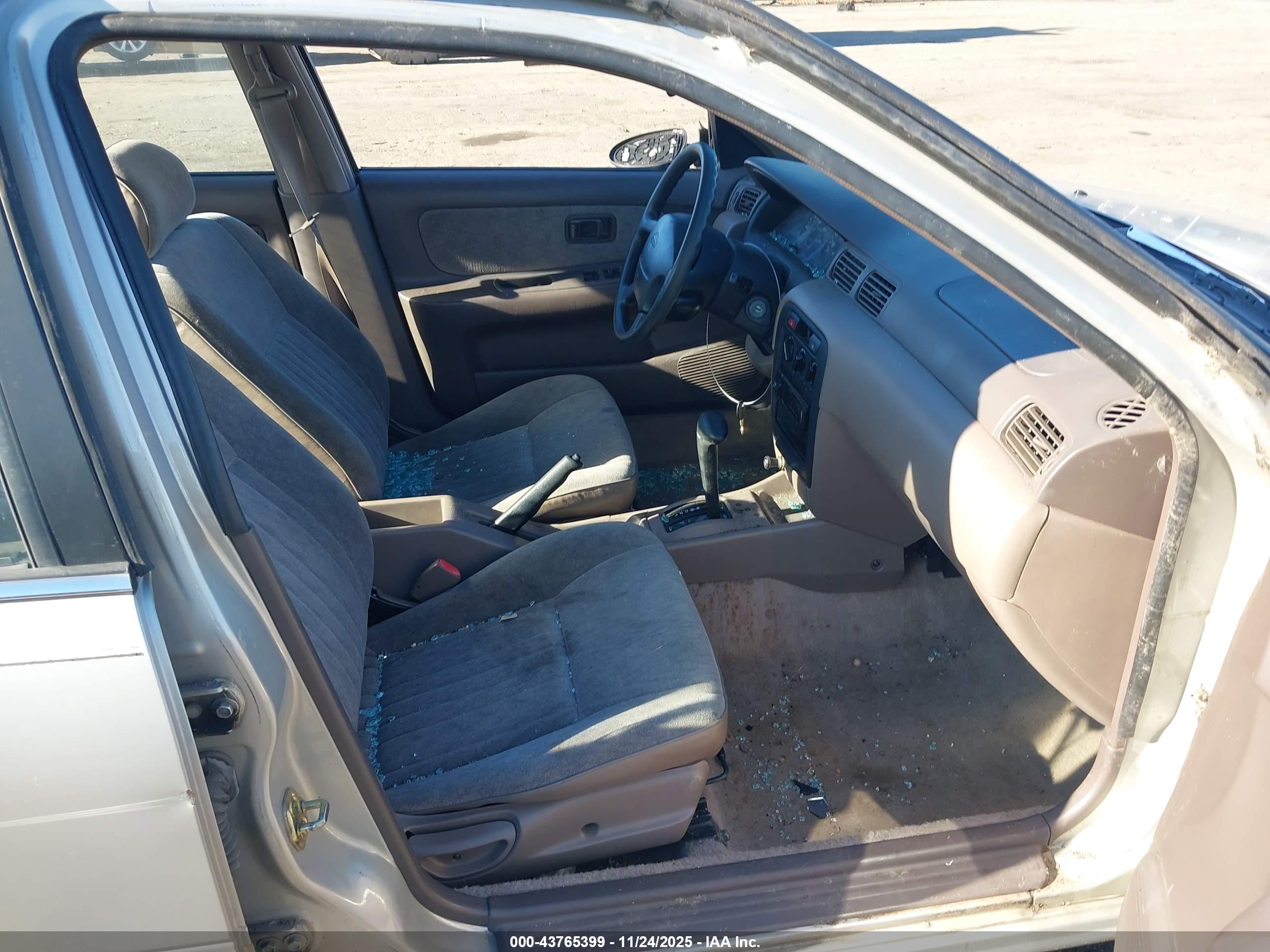 NISSAN SENTRA image 5