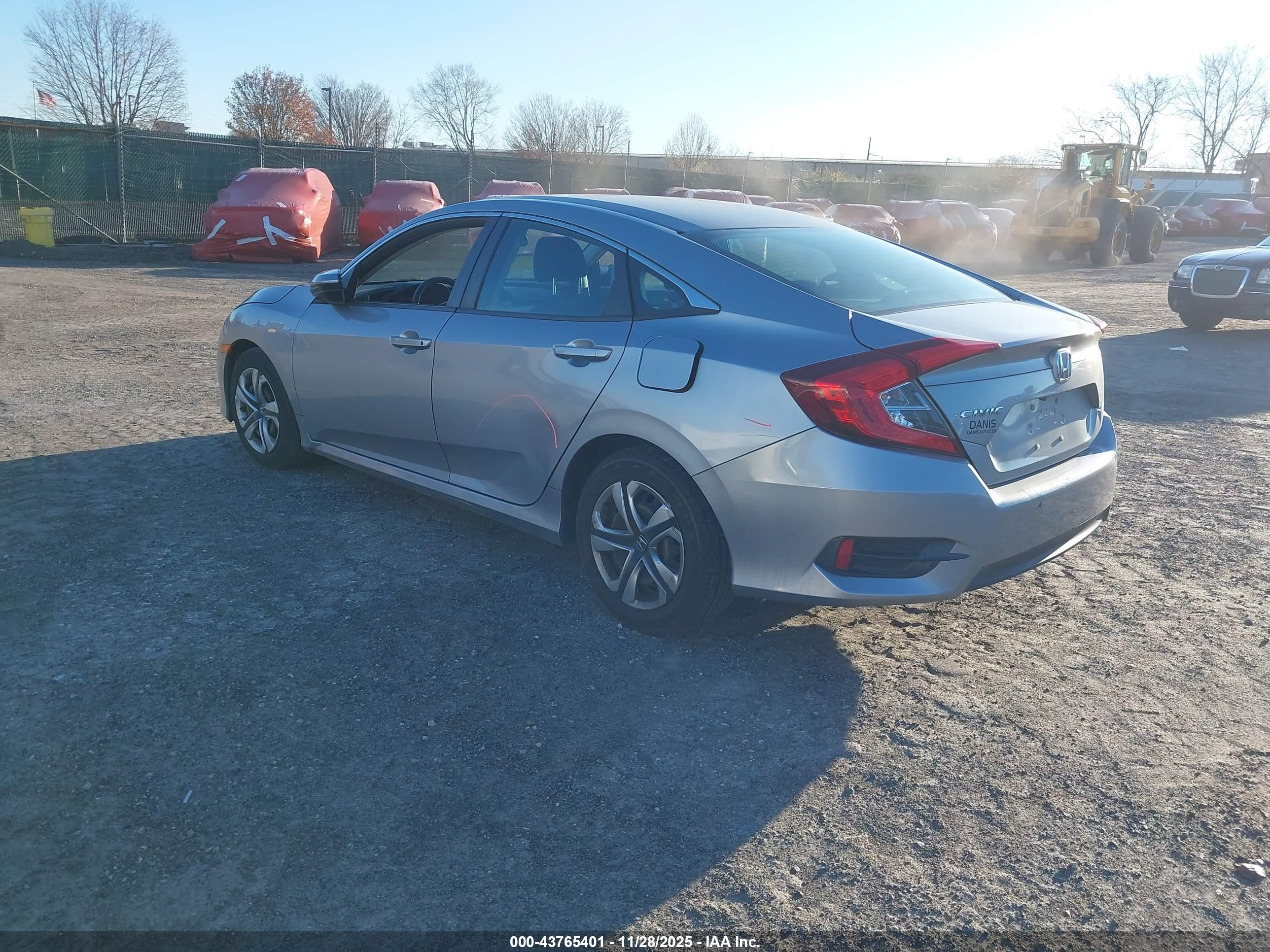 HONDA CIVIC image 3