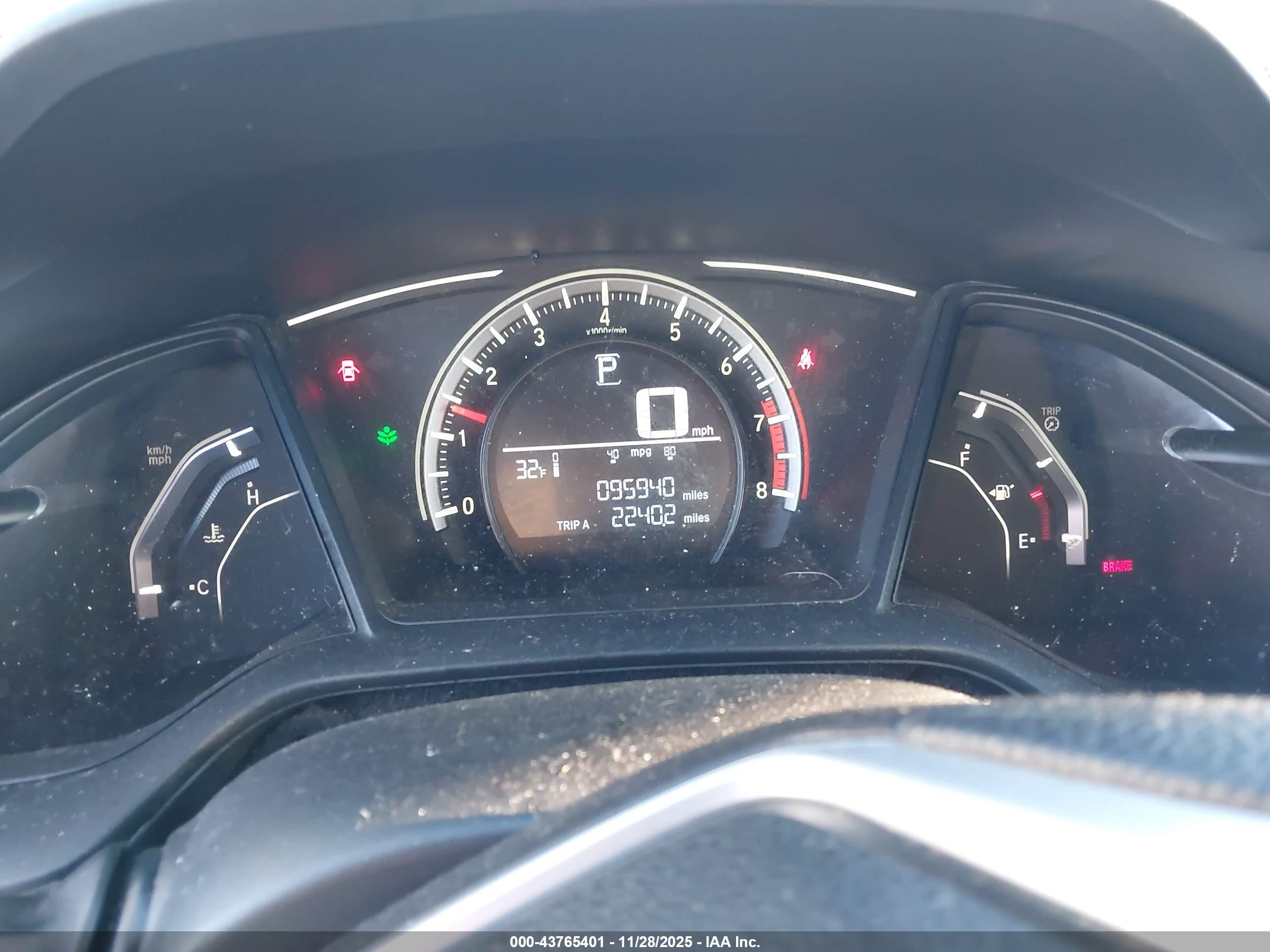 HONDA CIVIC image 7