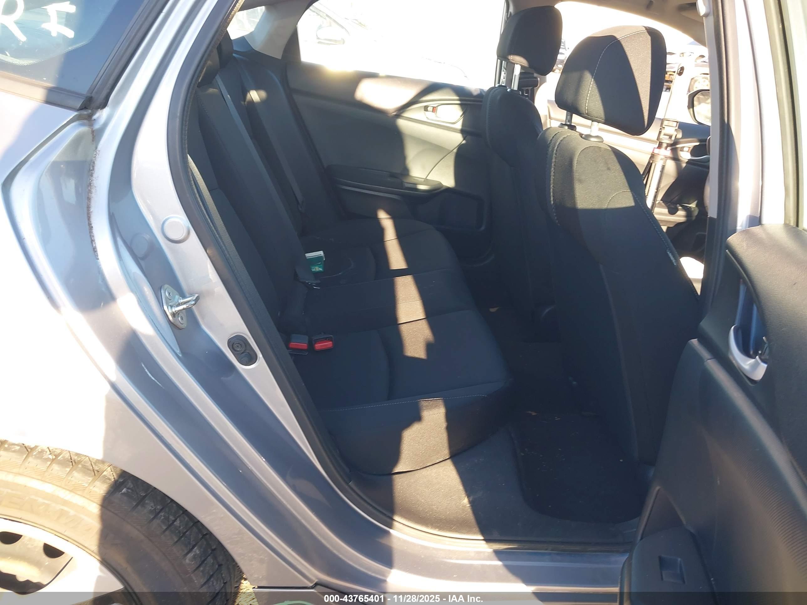HONDA CIVIC image 8