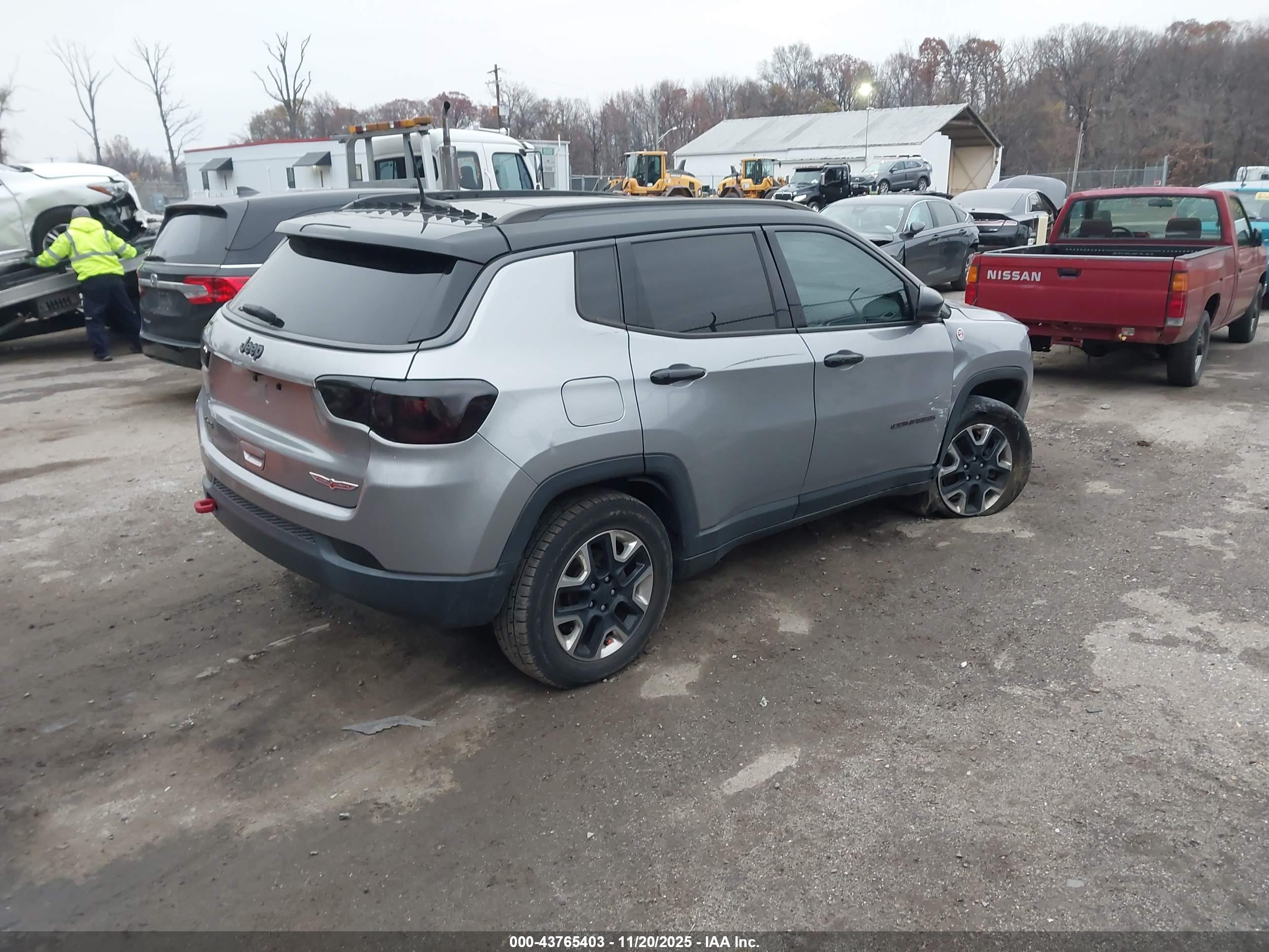 JEEP NEW image 4