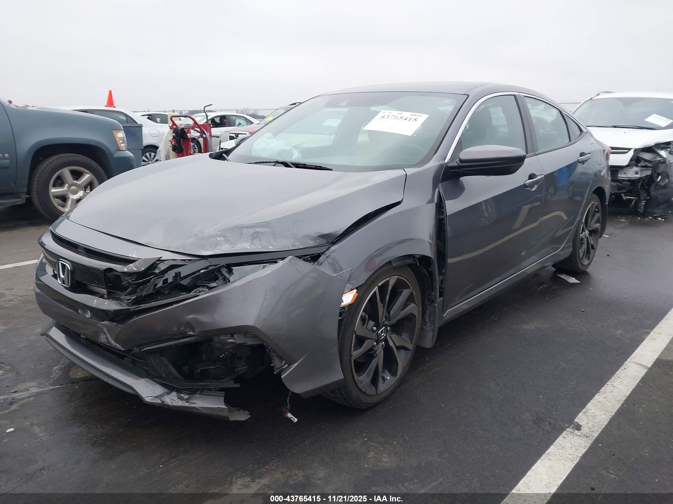 HONDA CIVIC image 2
