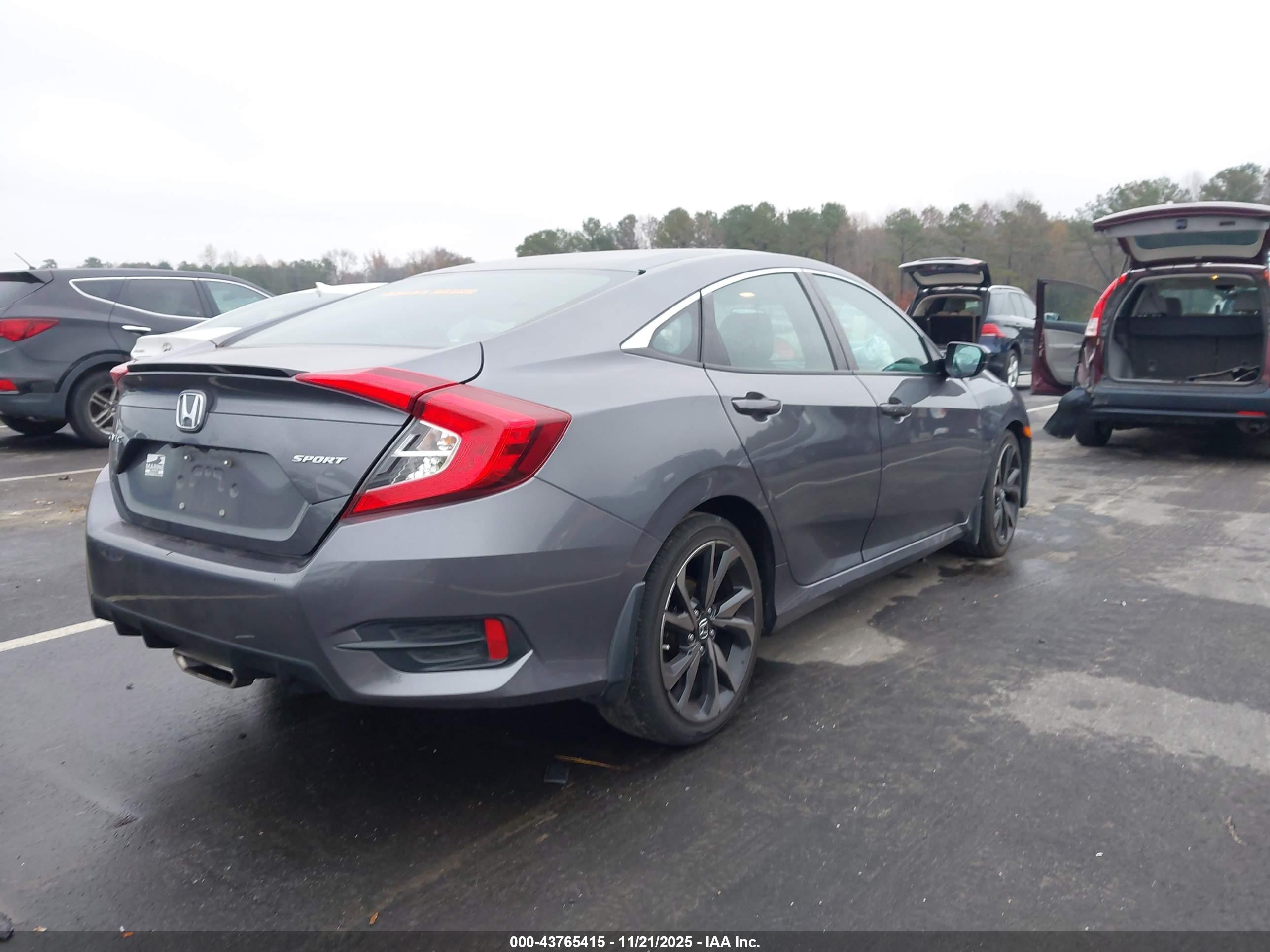 HONDA CIVIC image 4