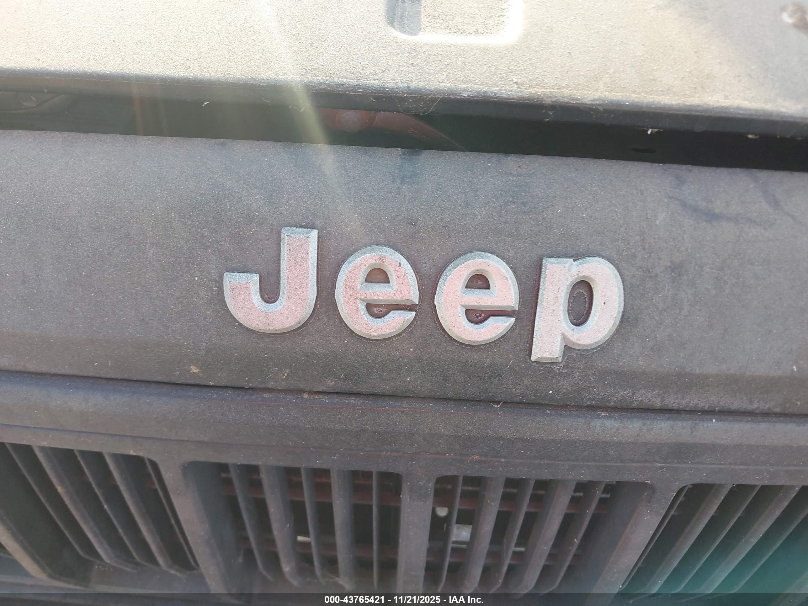 JEEP CHEROKEE image 6