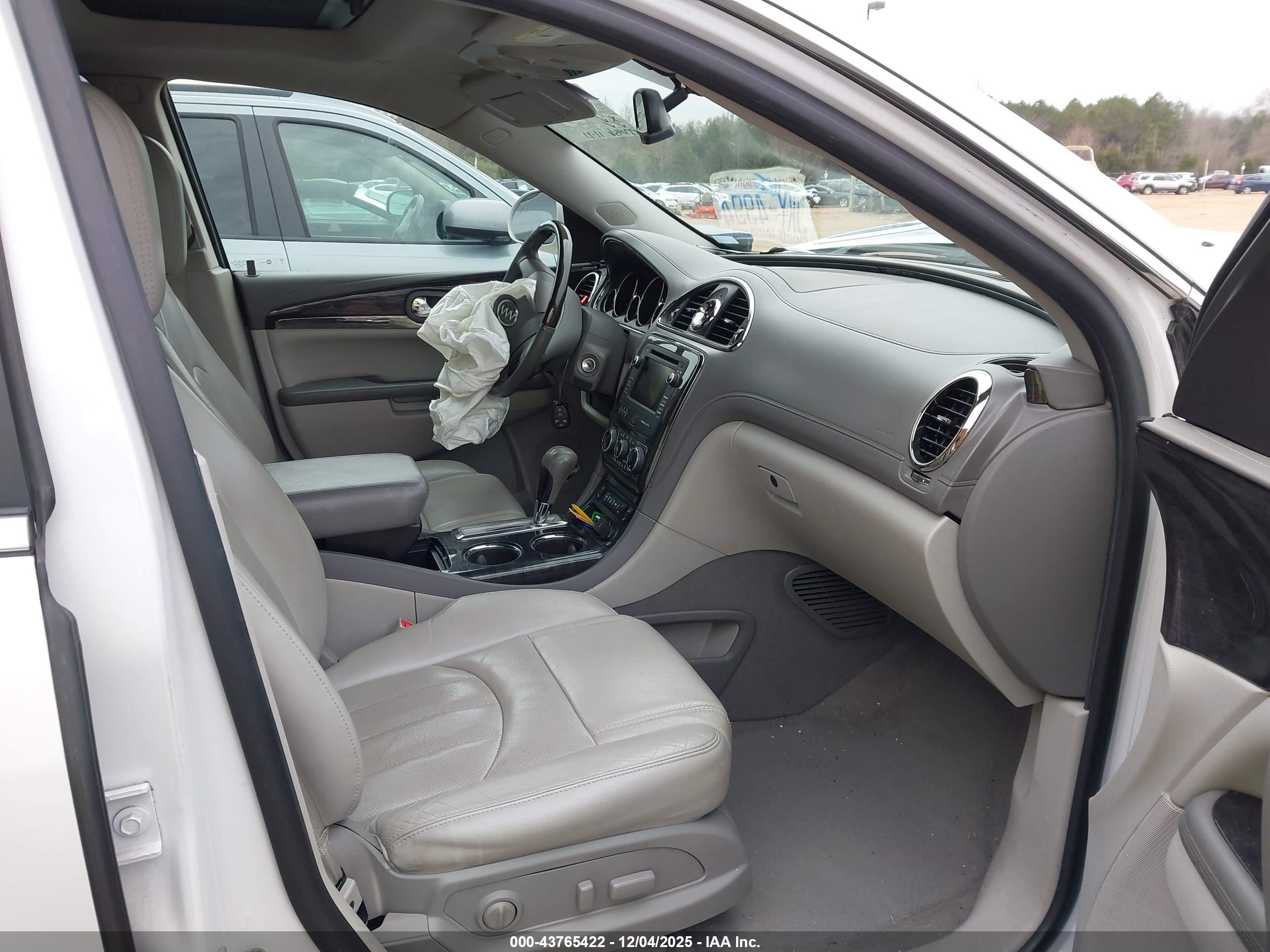 BUICK ENCLAVE image 5