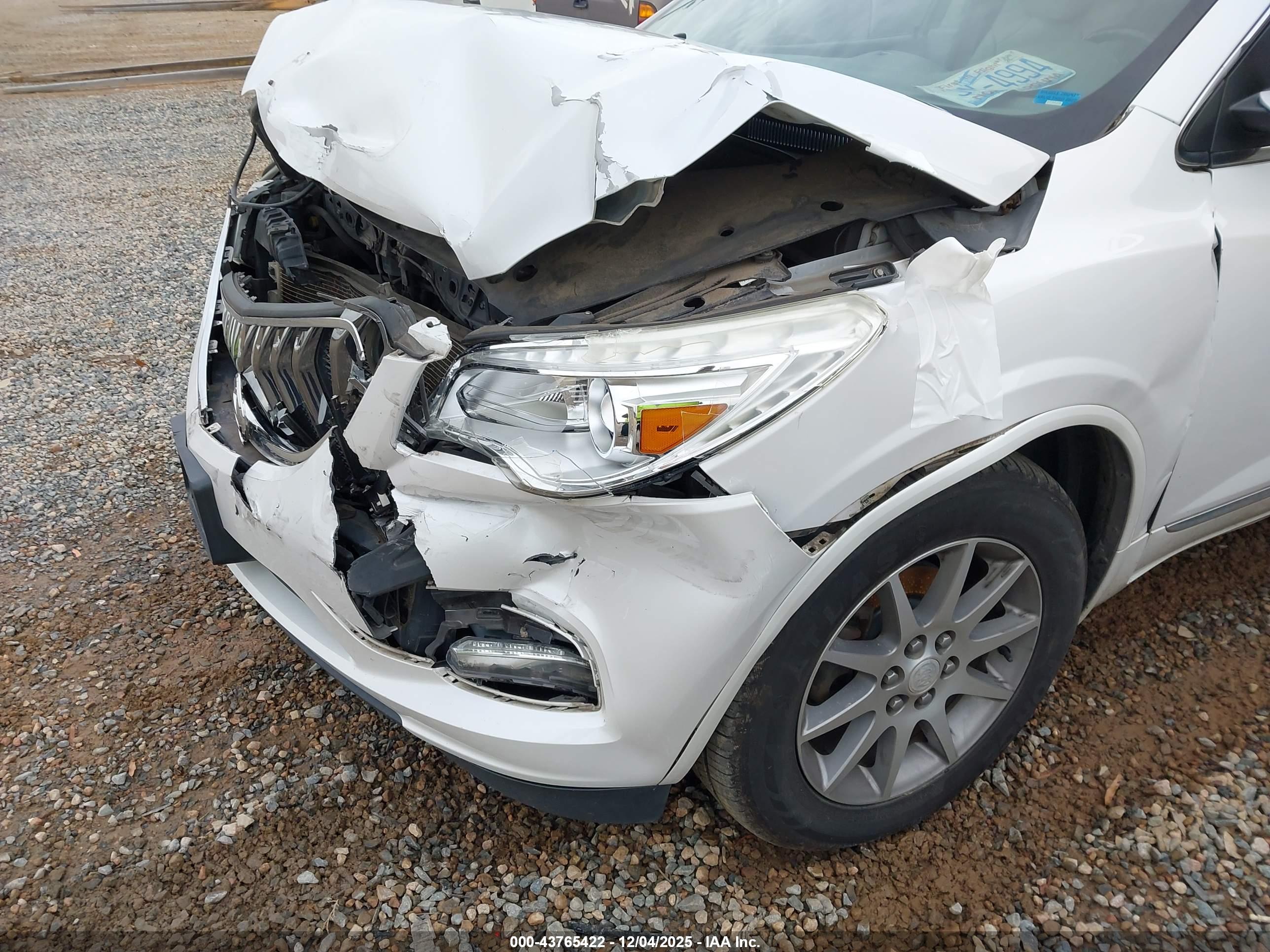 BUICK ENCLAVE image 6