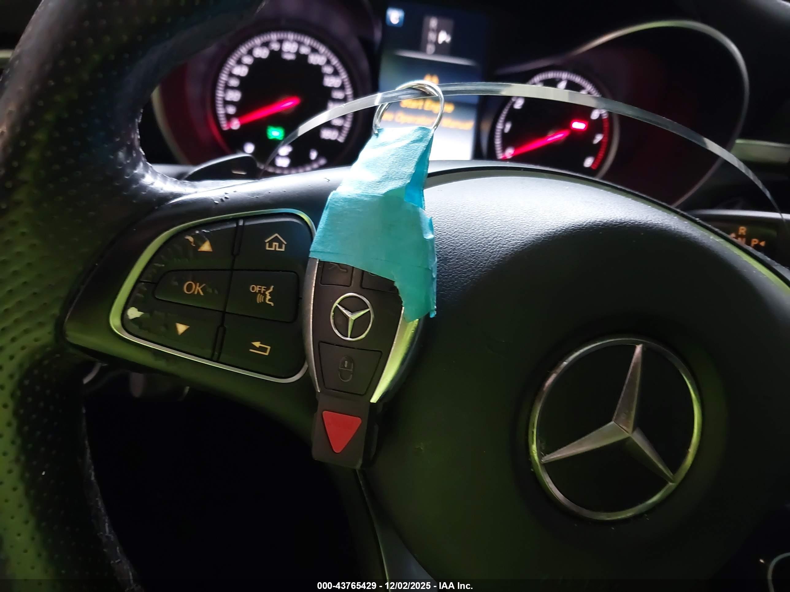 MERCEDES-BENZ C image 11