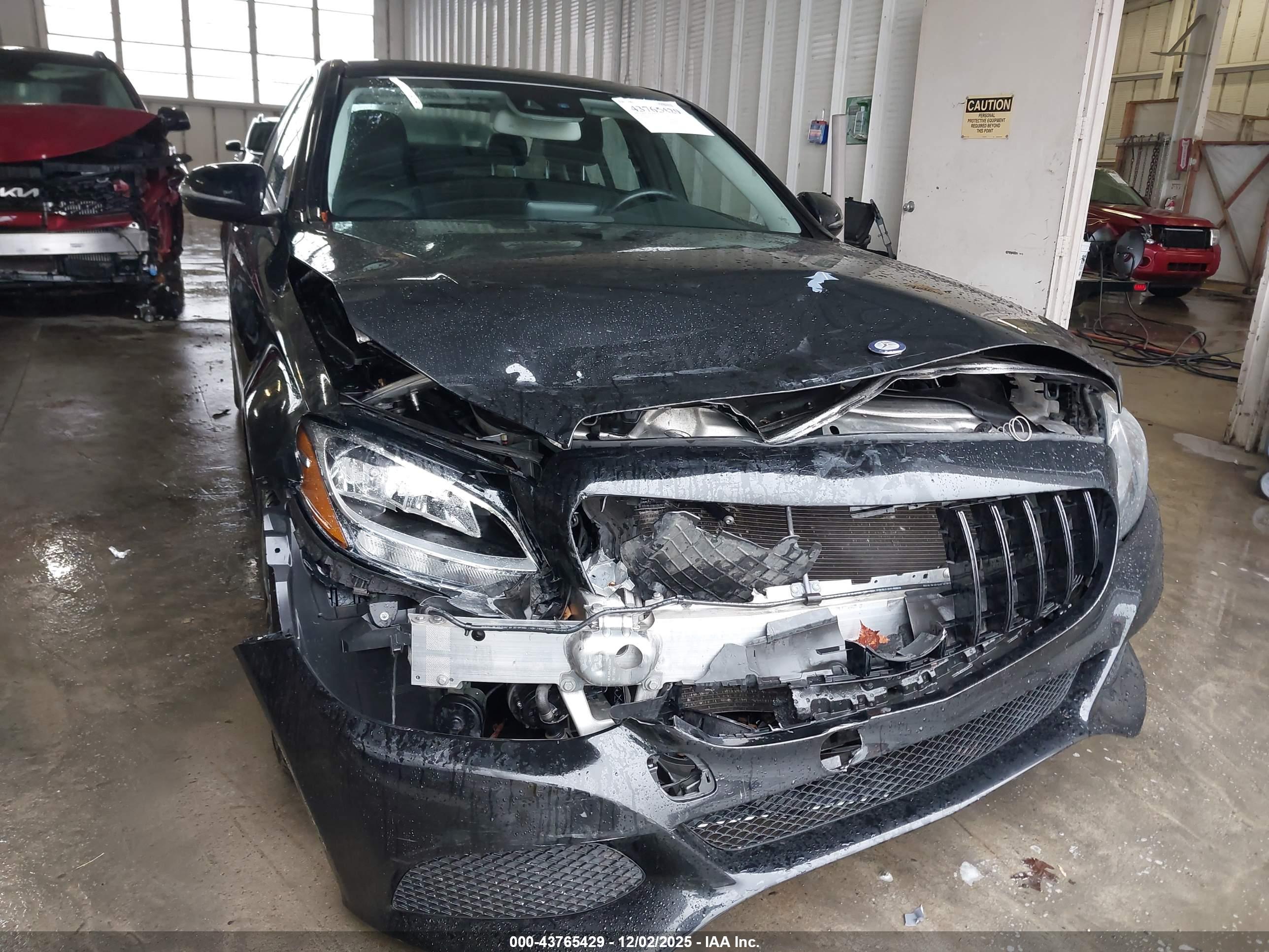 MERCEDES-BENZ C image 6