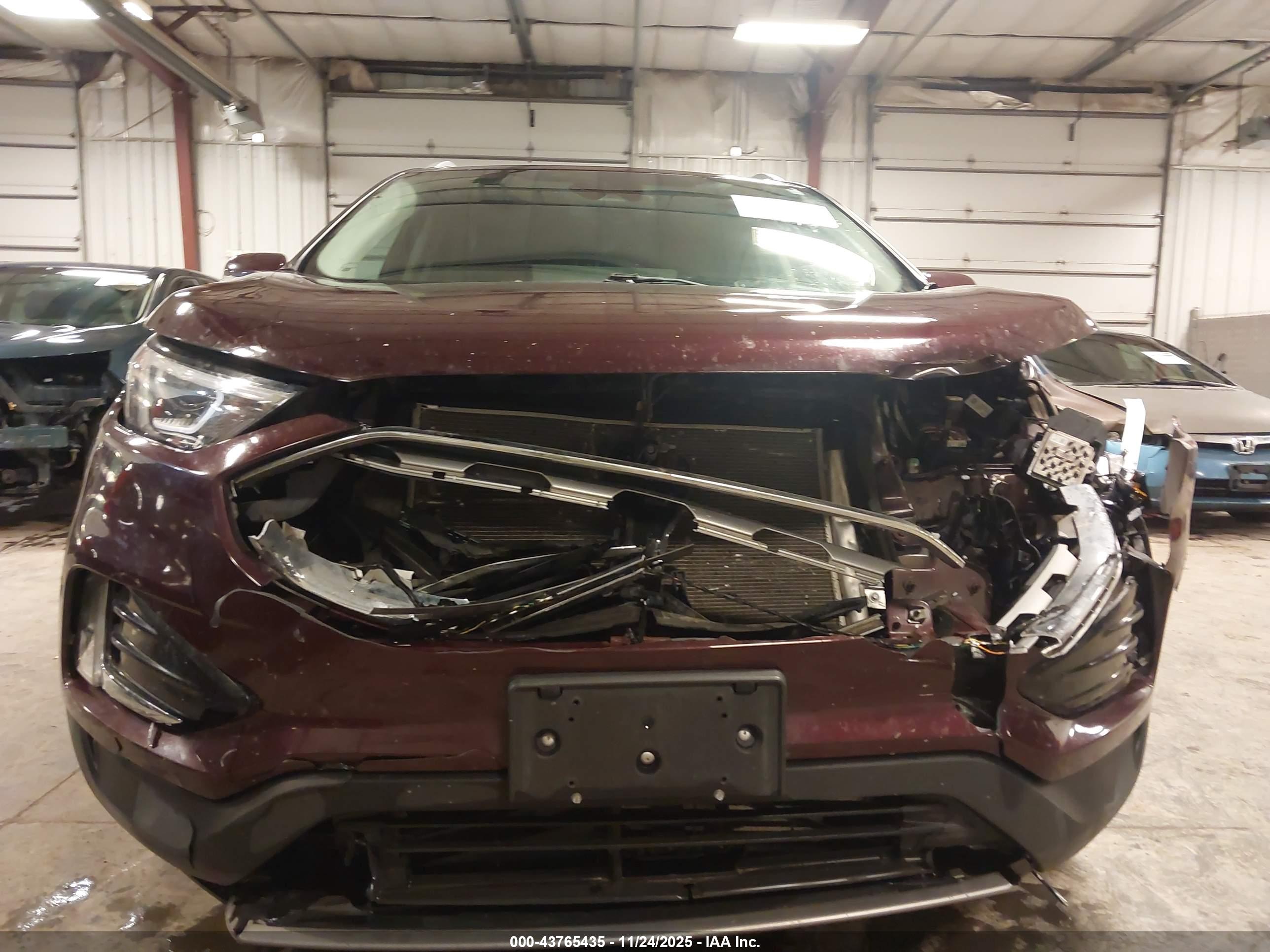 FORD EDGE image 6