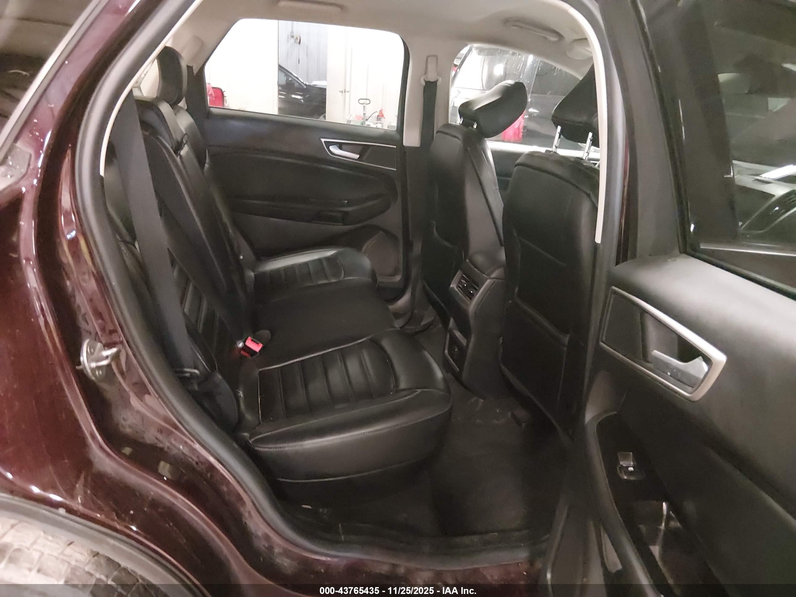 FORD EDGE image 8