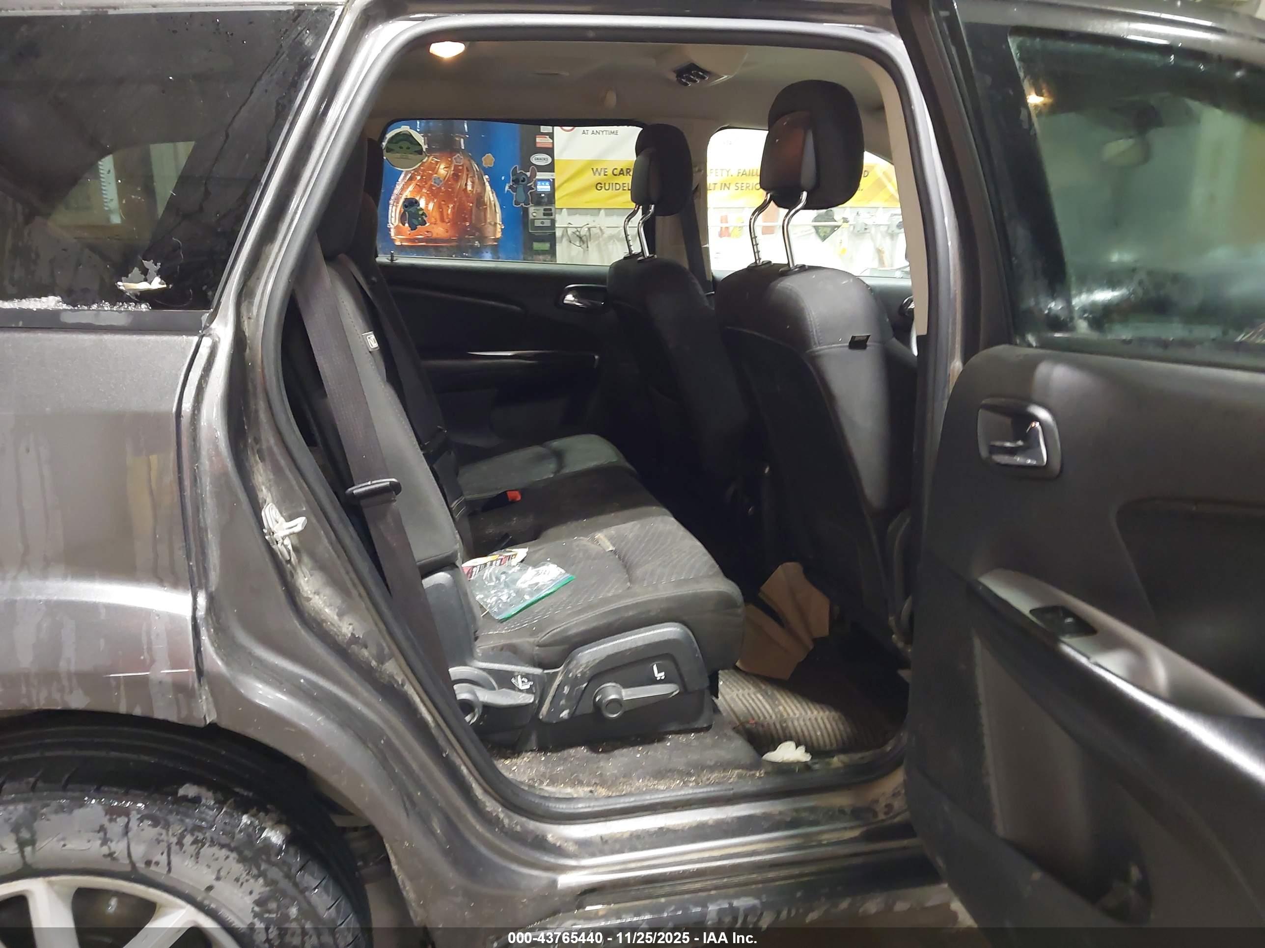DODGE JOURNEY image 8