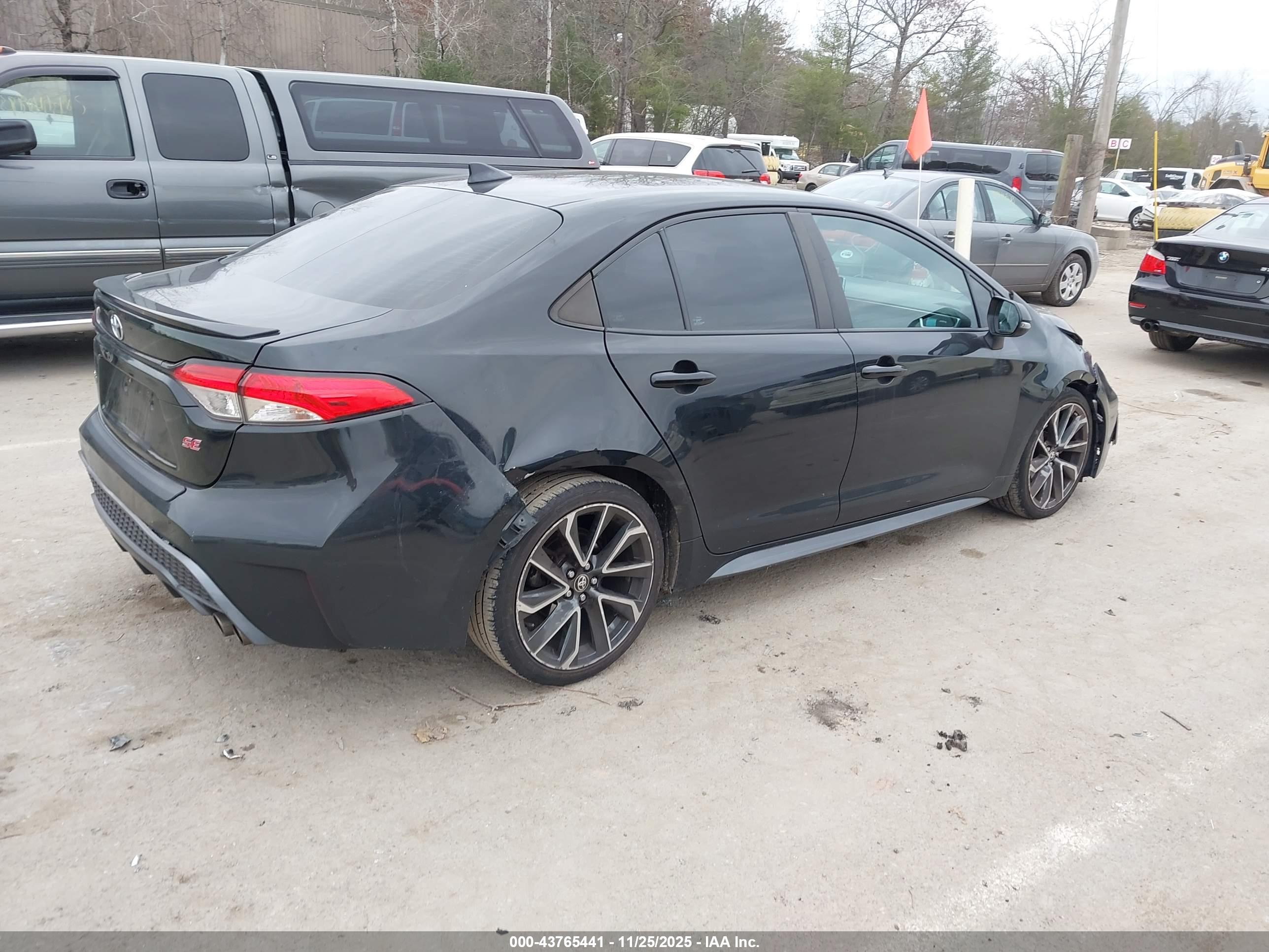 TOYOTA COROLLA image 4