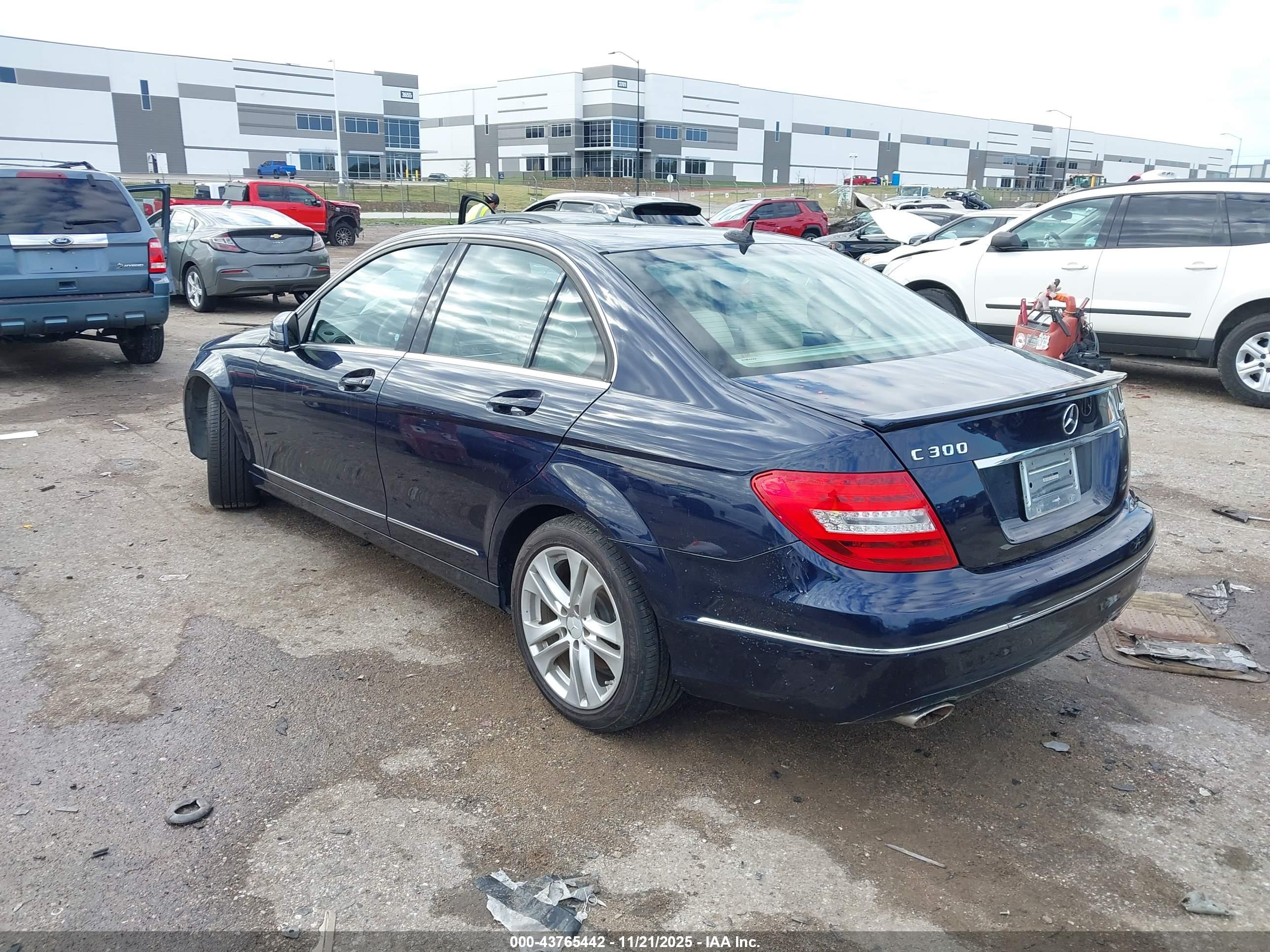 MERCEDES-BENZ C image 3