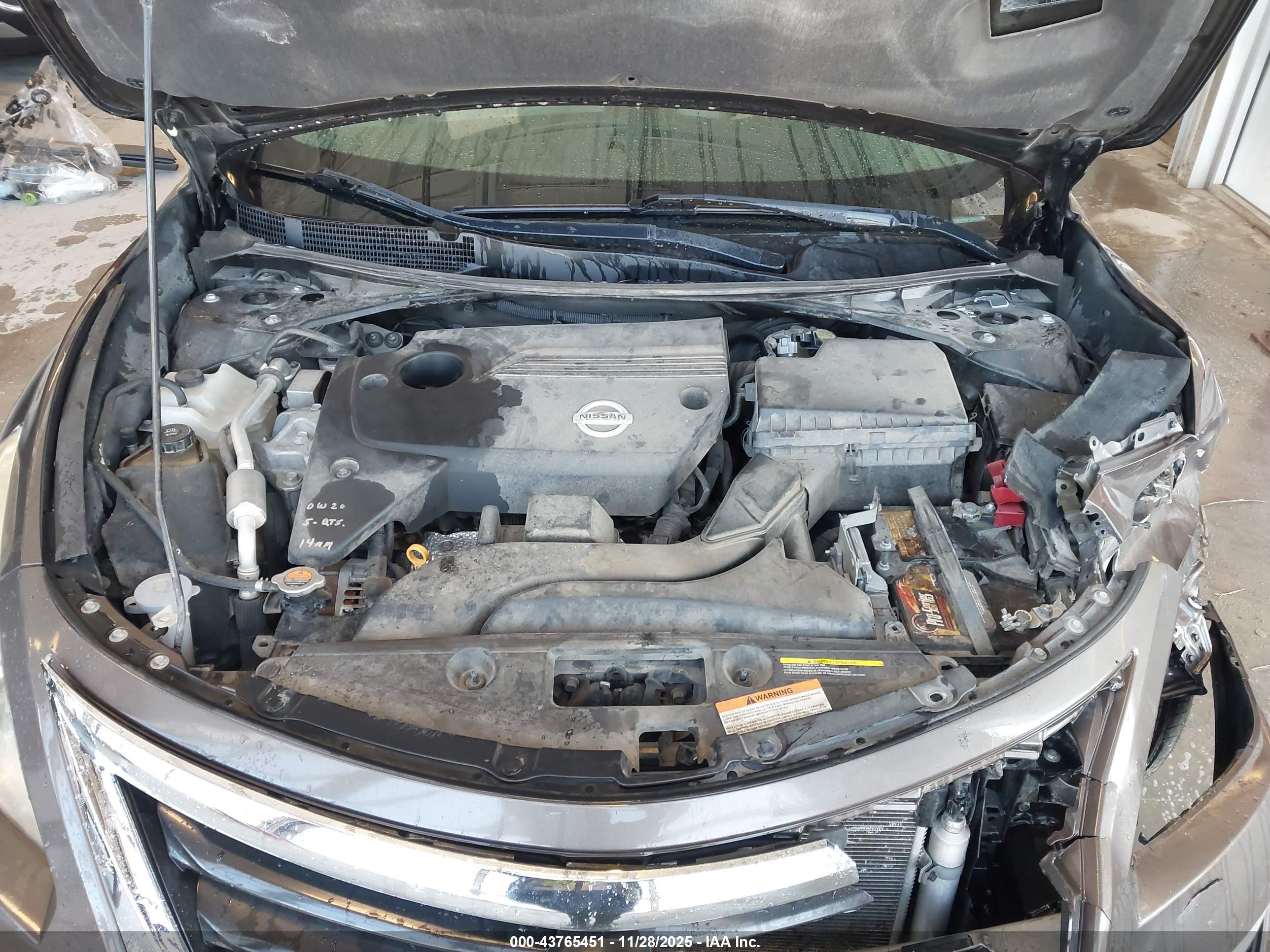 NISSAN ALTIMA image 10