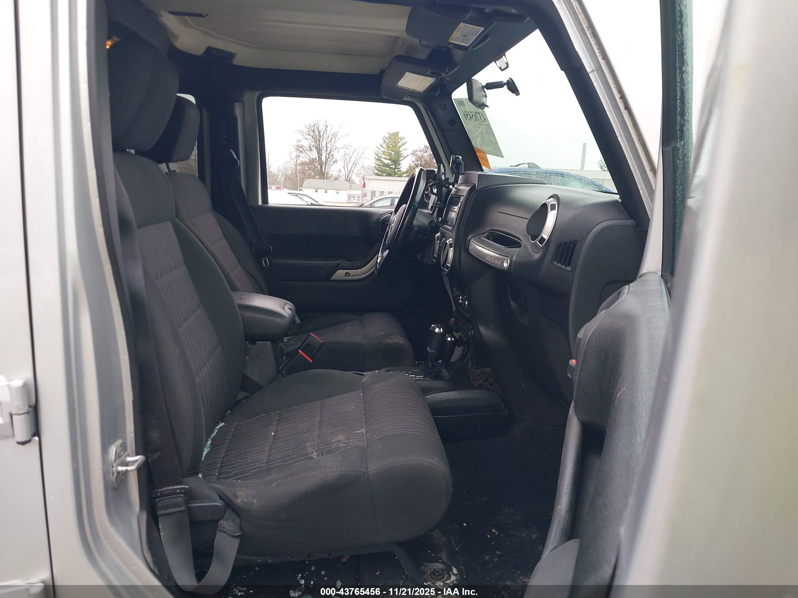 JEEP WRANGLER image 5