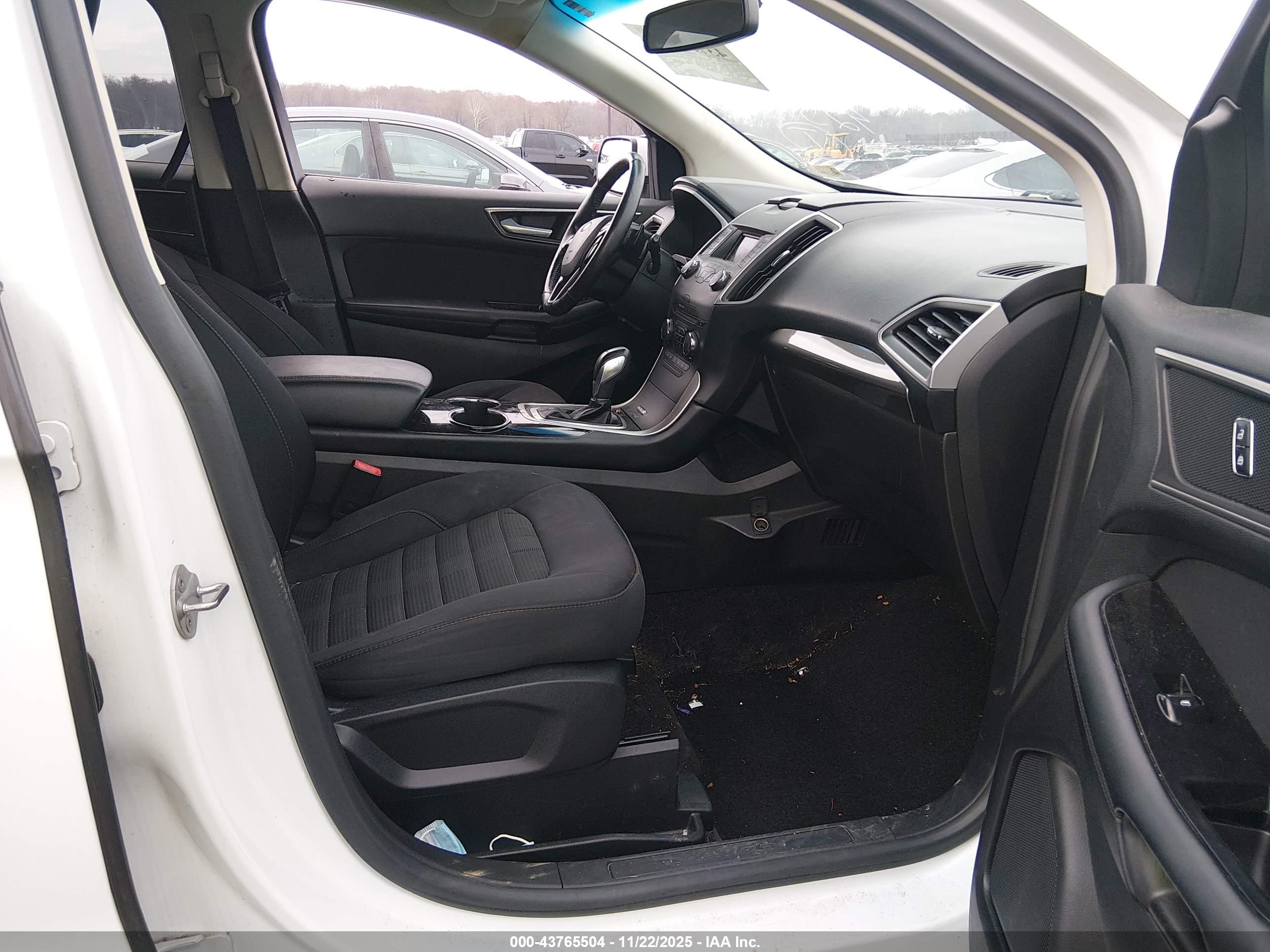 FORD EDGE image 5