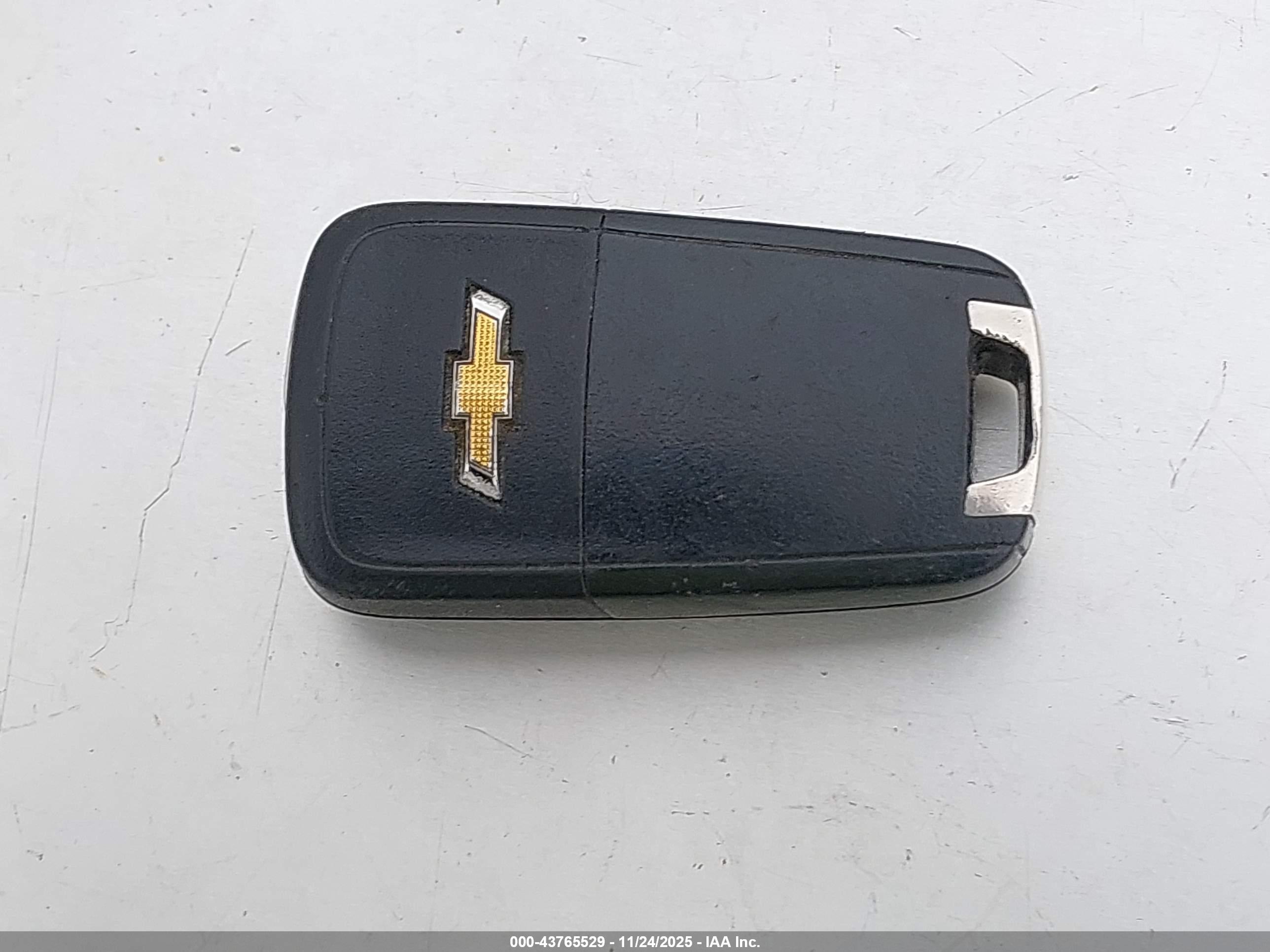 CHEVROLET EQUINOX image 11
