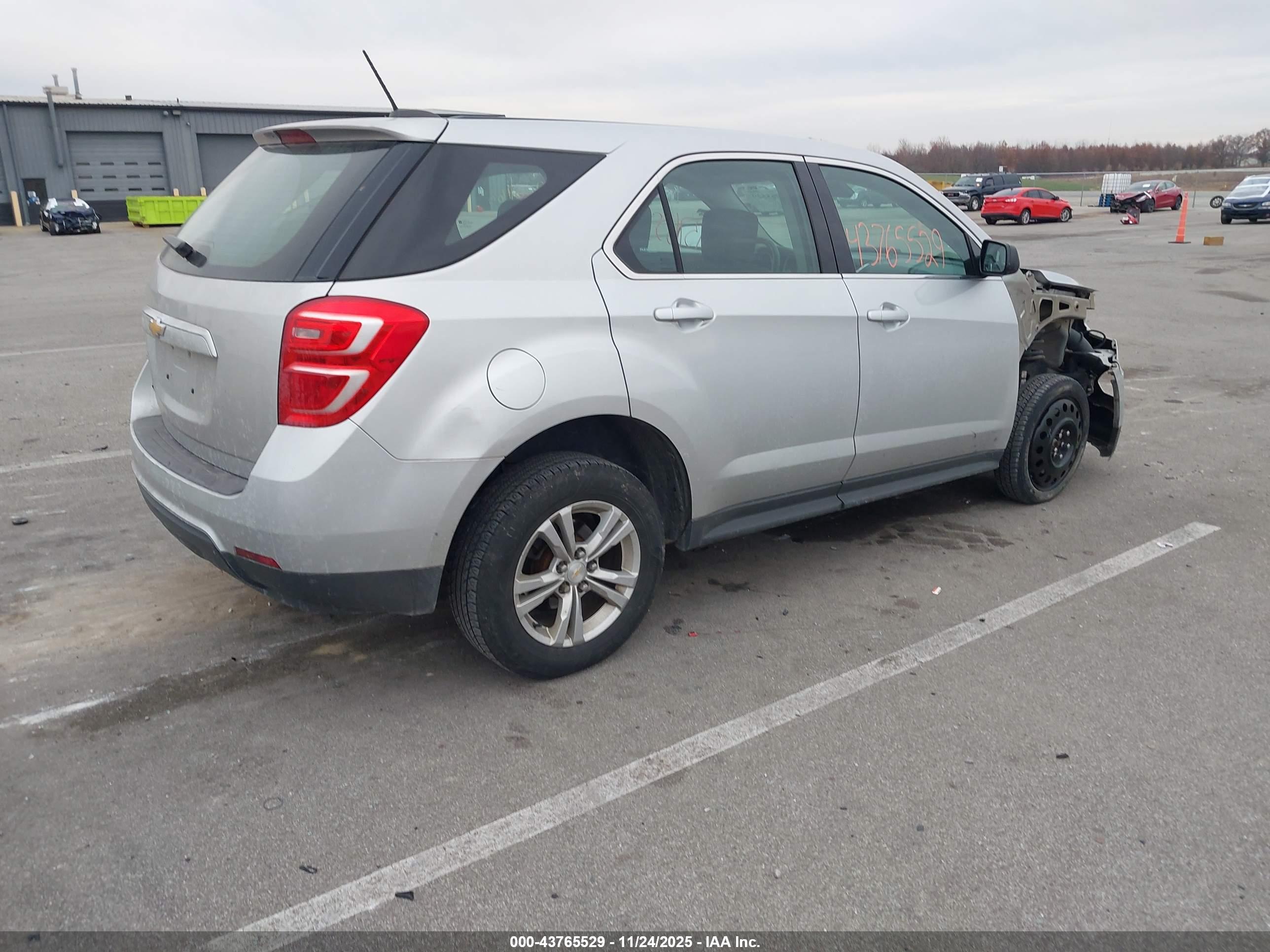 CHEVROLET EQUINOX image 4