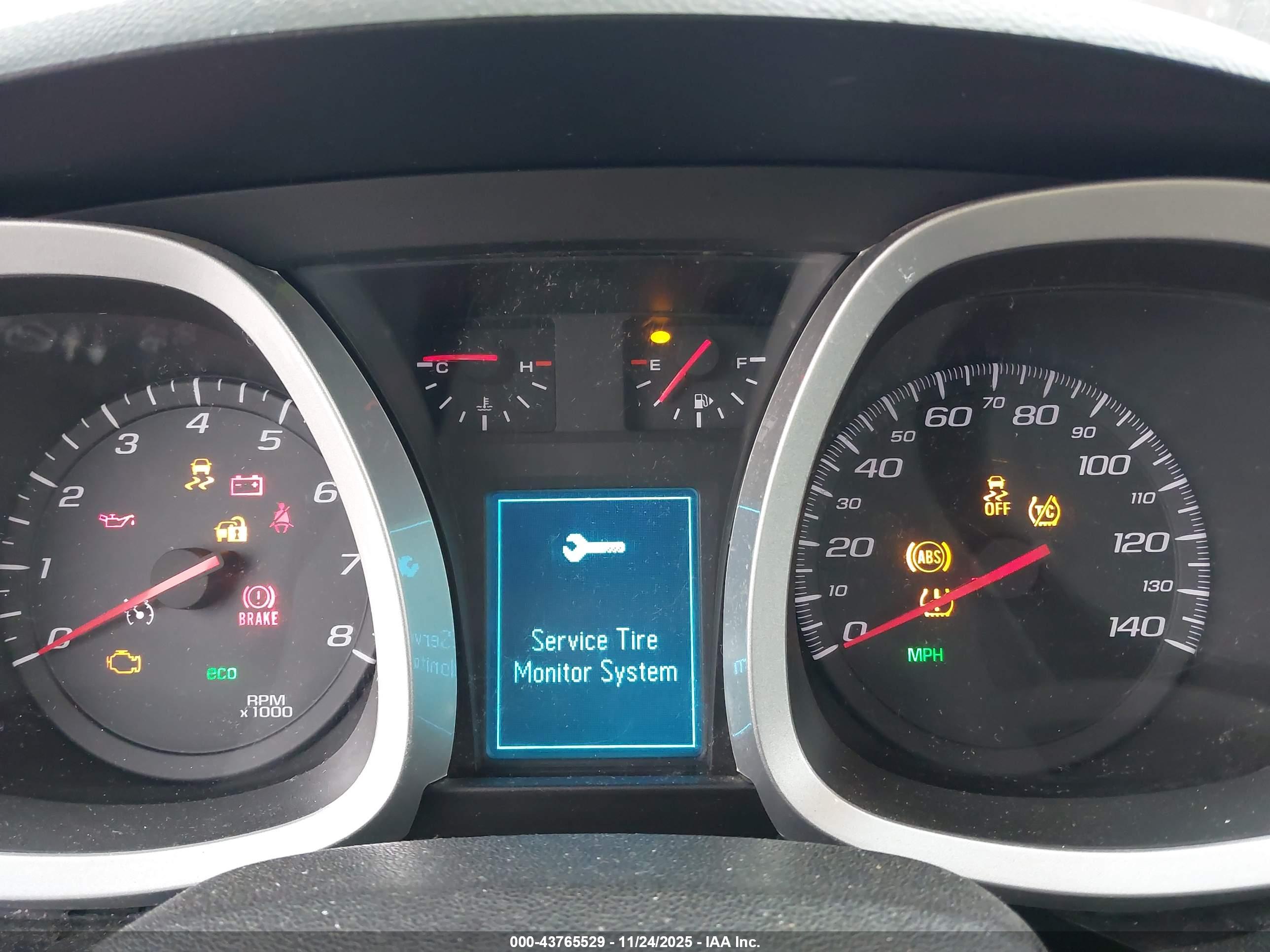CHEVROLET EQUINOX image 7
