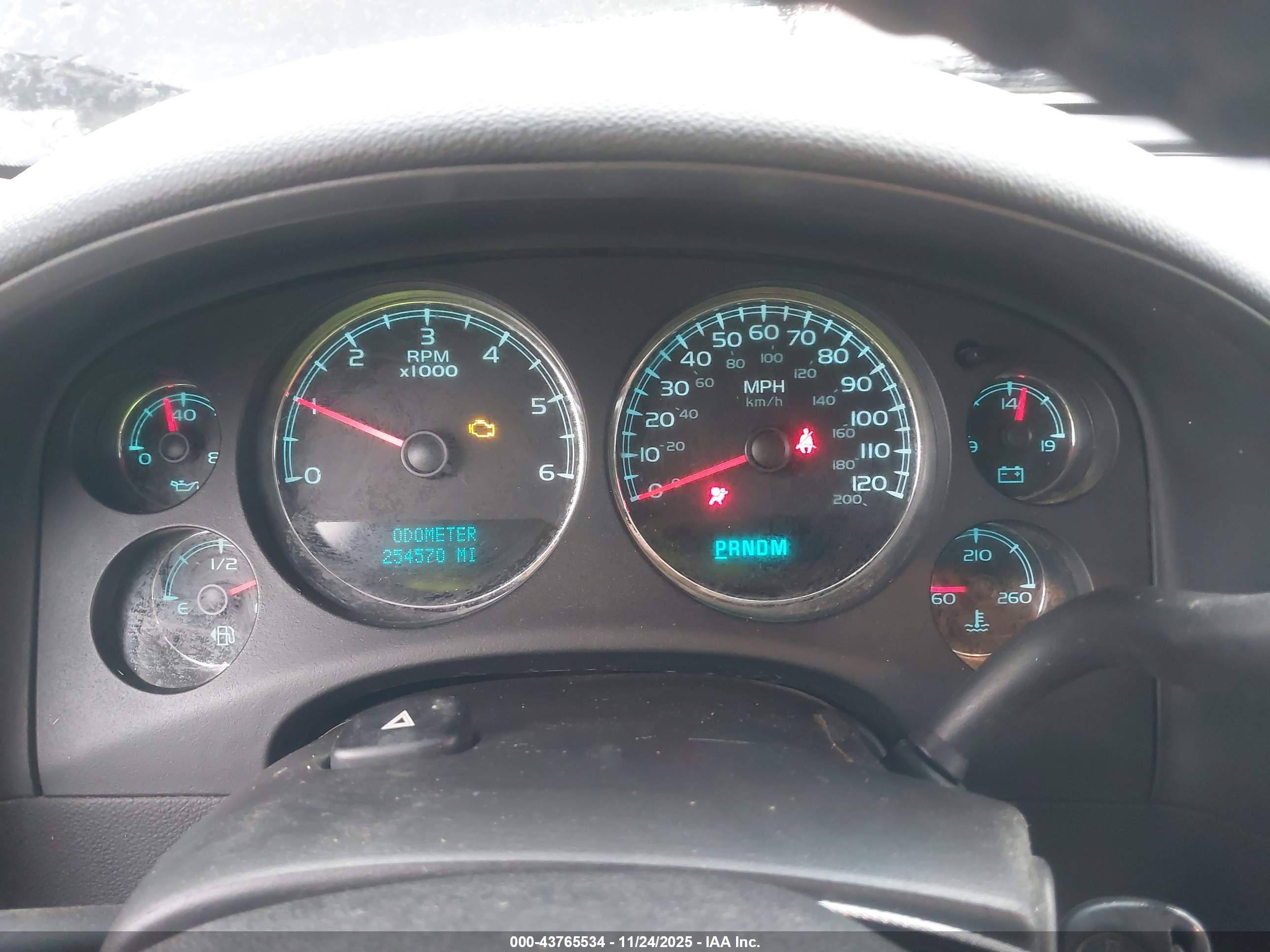 GMC YUKON image 7