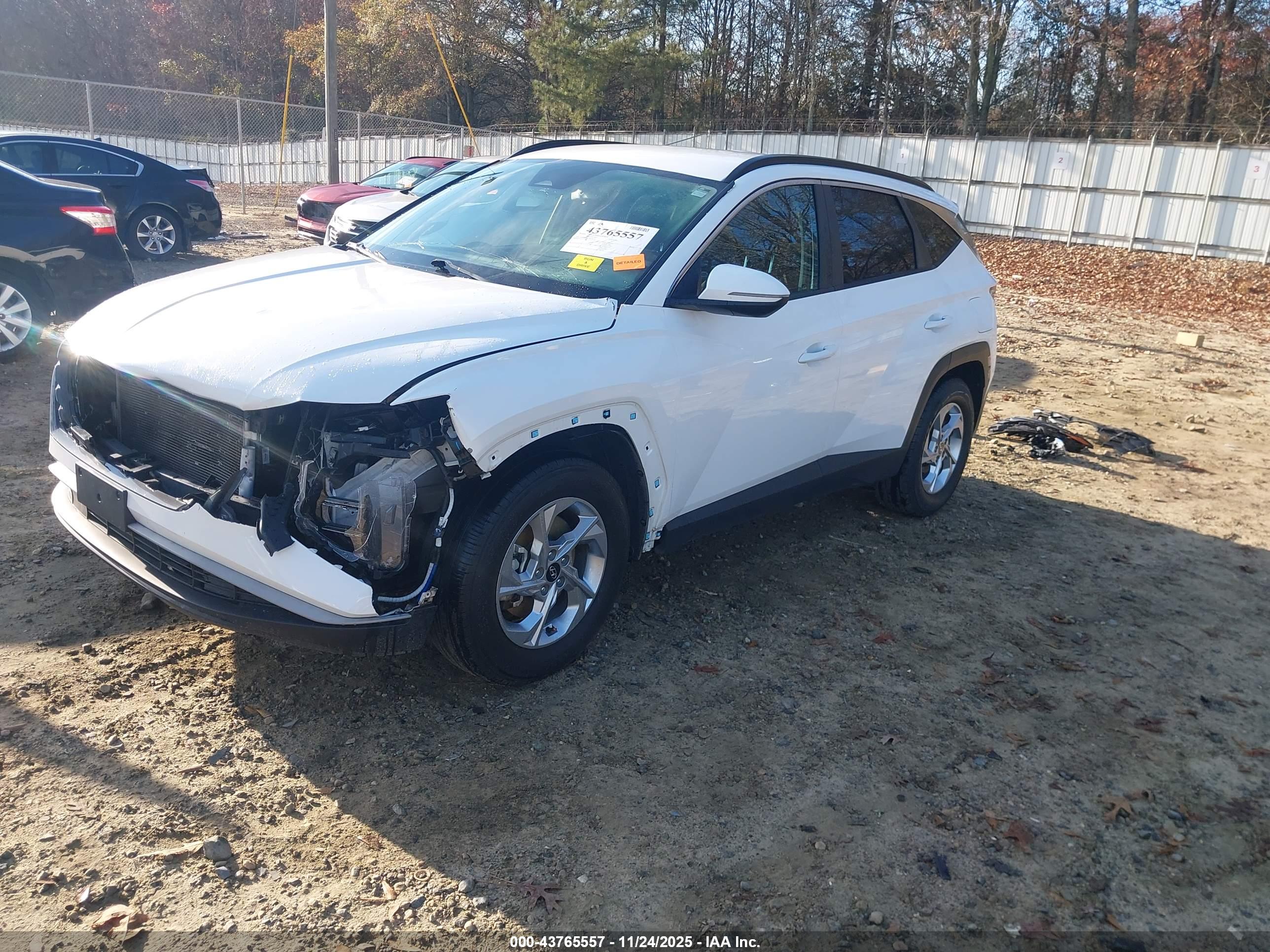 HYUNDAI TUCSON image 2