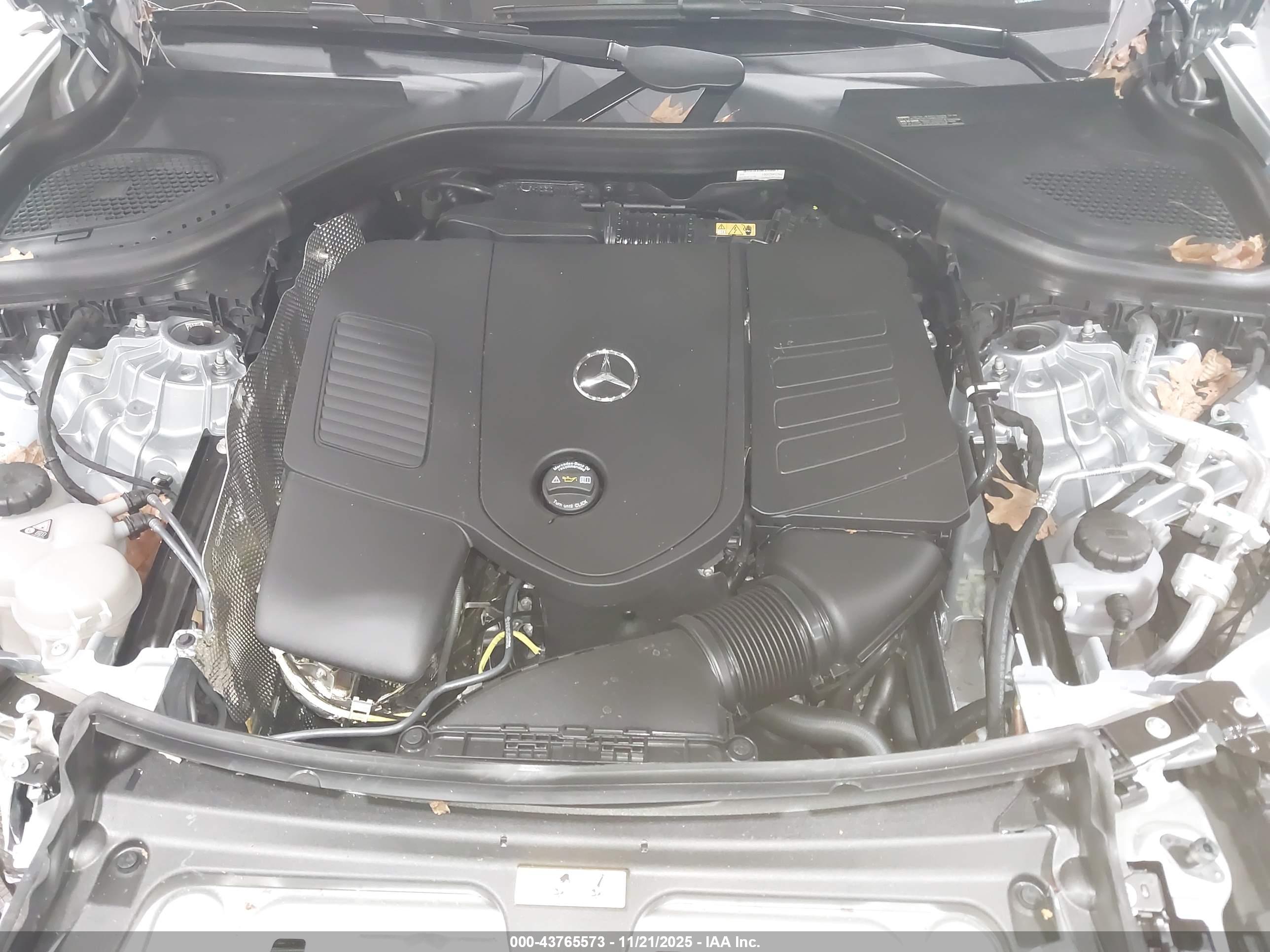 MERCEDES-BENZ GLC image 10