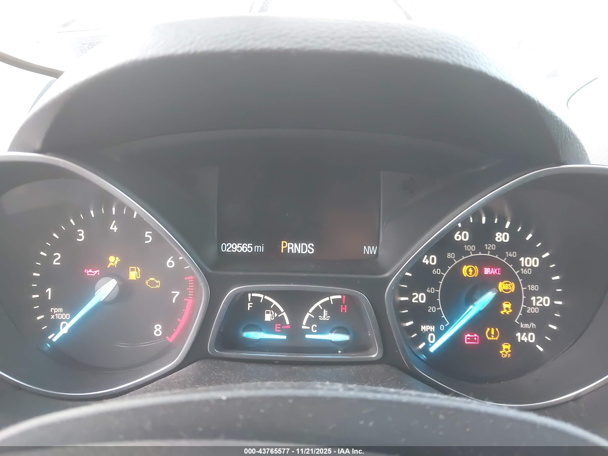 FORD ESCAPE image 7