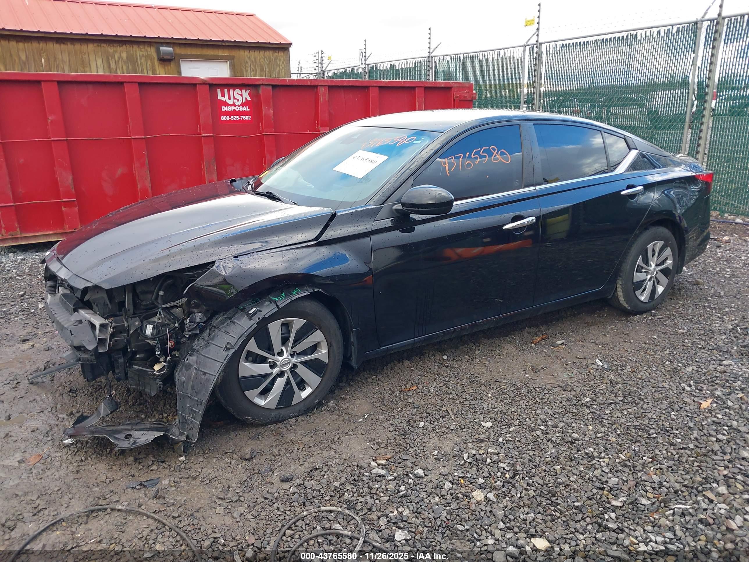 NISSAN ALTIMA image 2