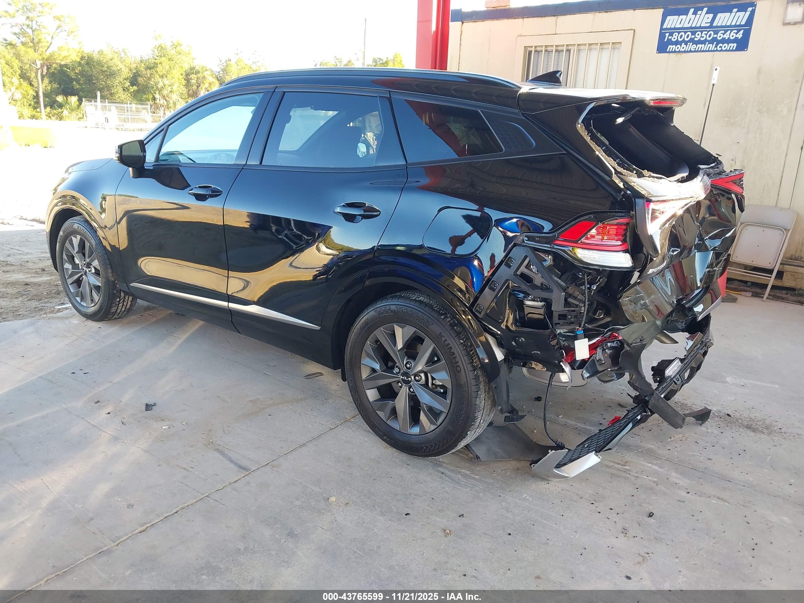 KIA SPORTAGE image 3