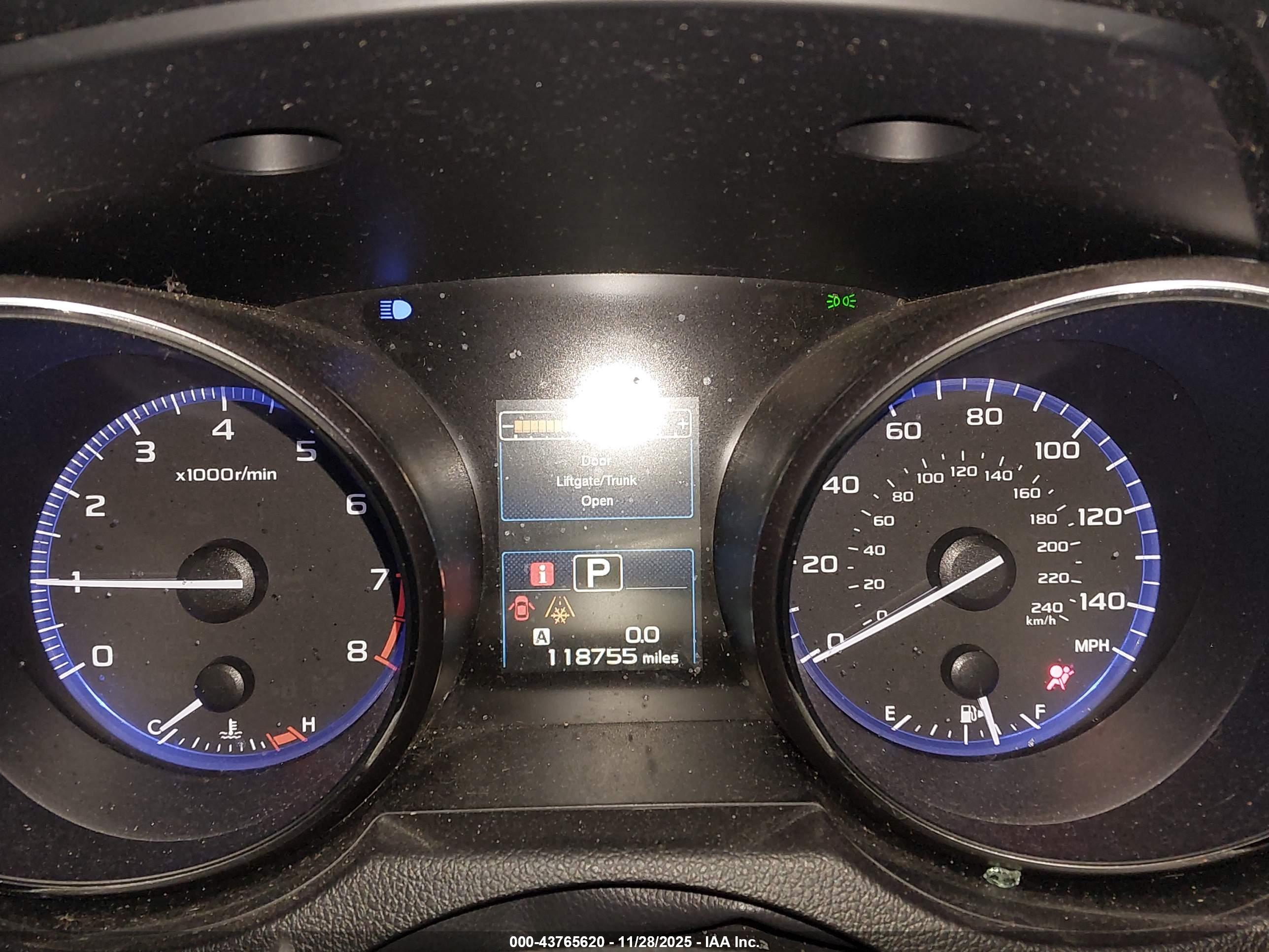 SUBARU OUTBACK image 7