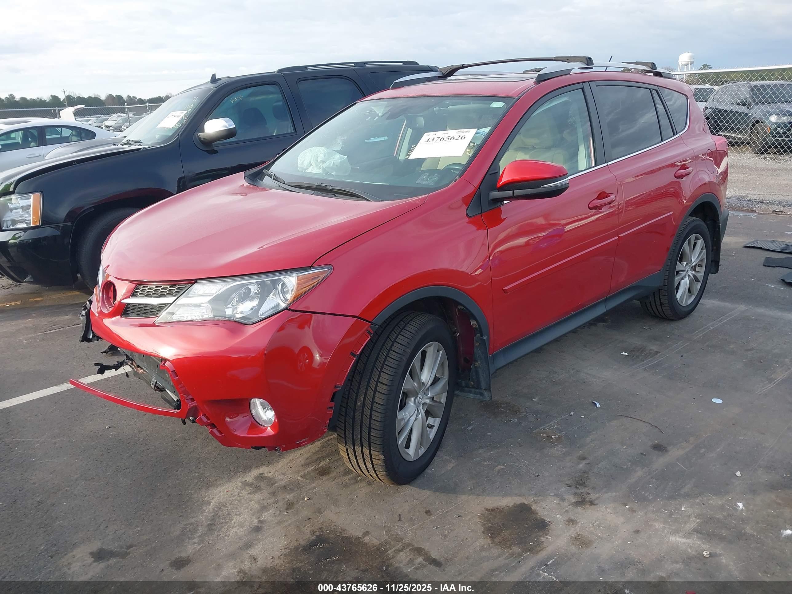 TOYOTA RAV4 image 2
