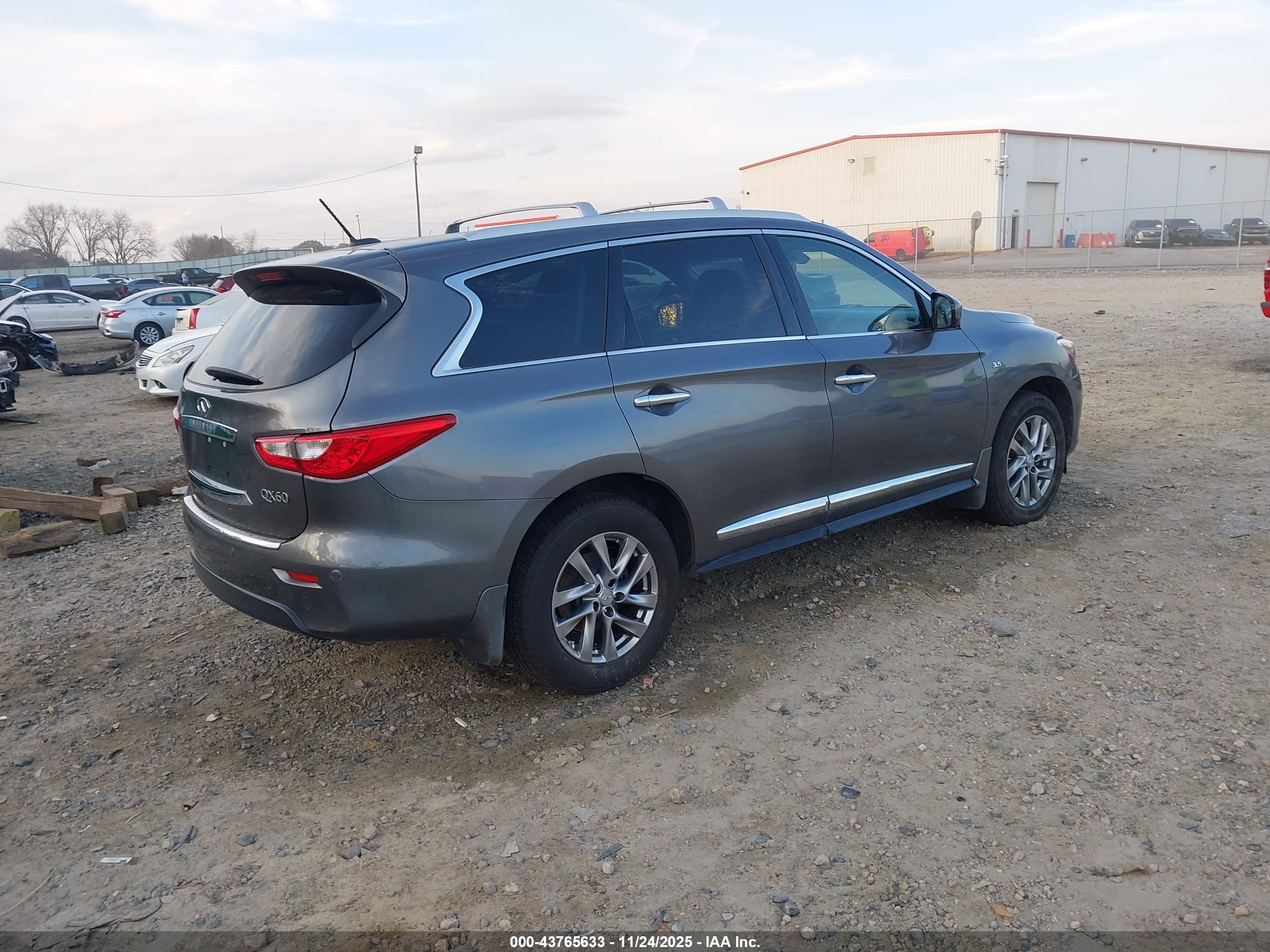 INFINITI QX60 image 4
