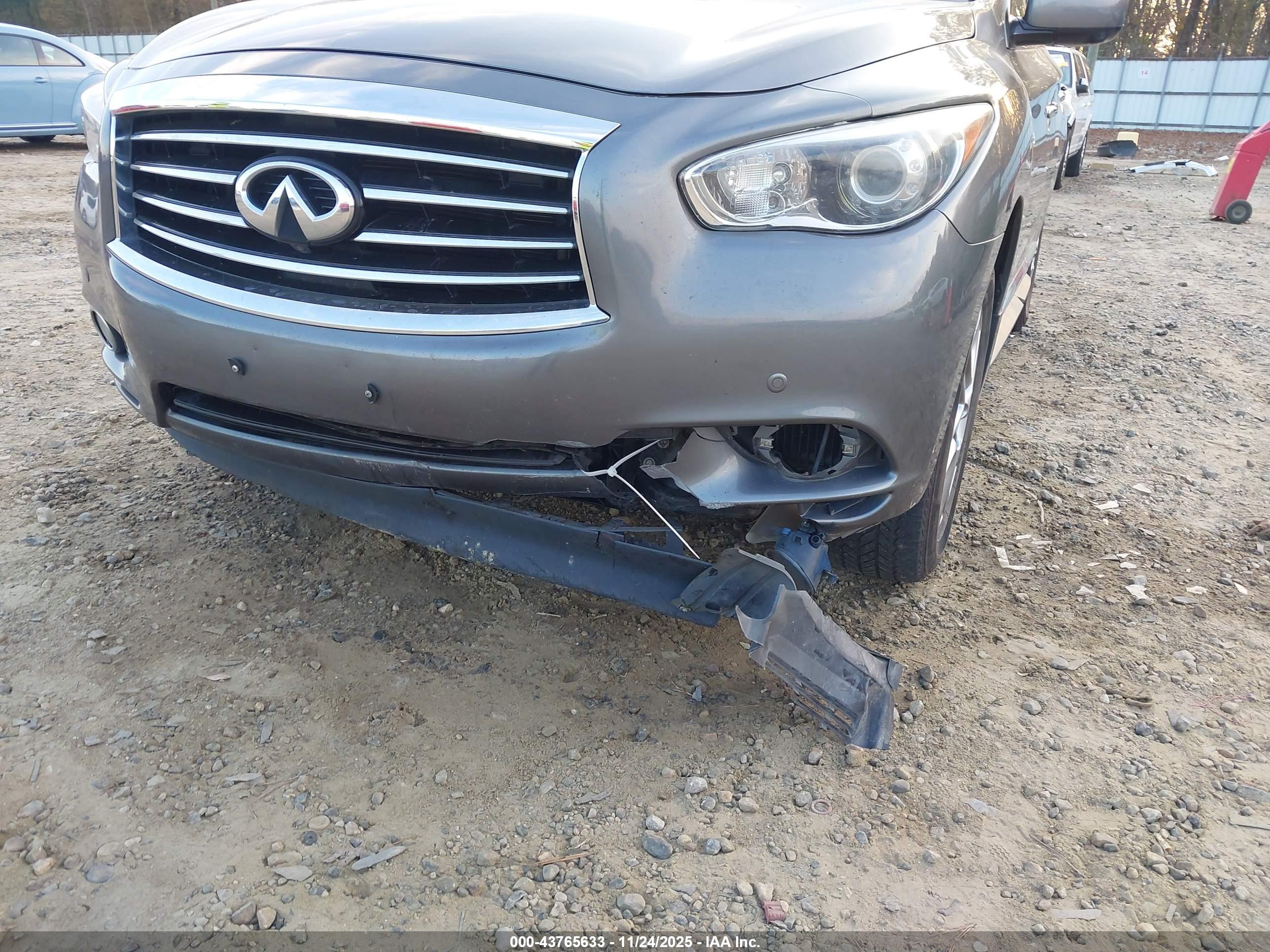 INFINITI QX60 image 6