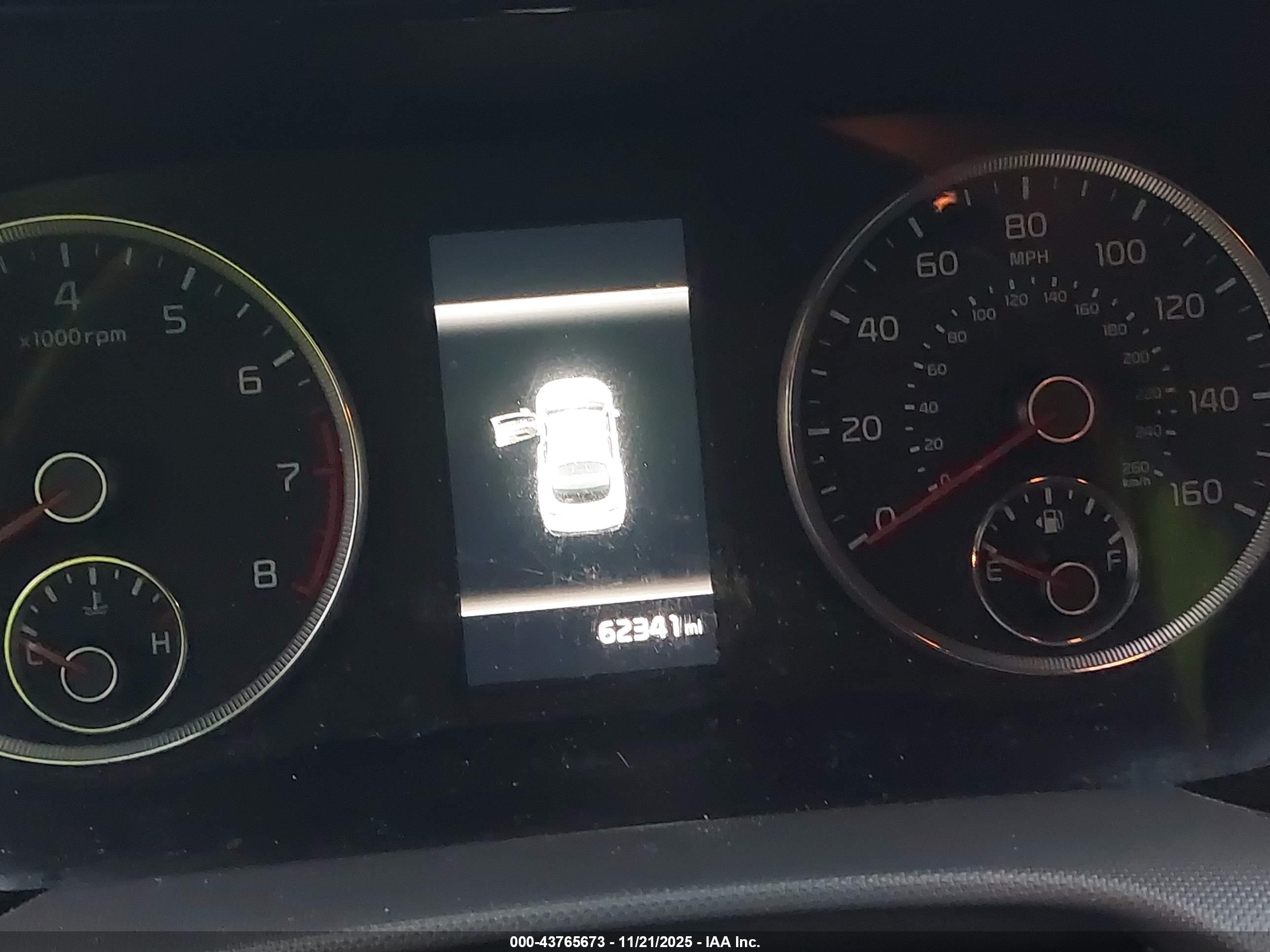 KIA K5 image 7