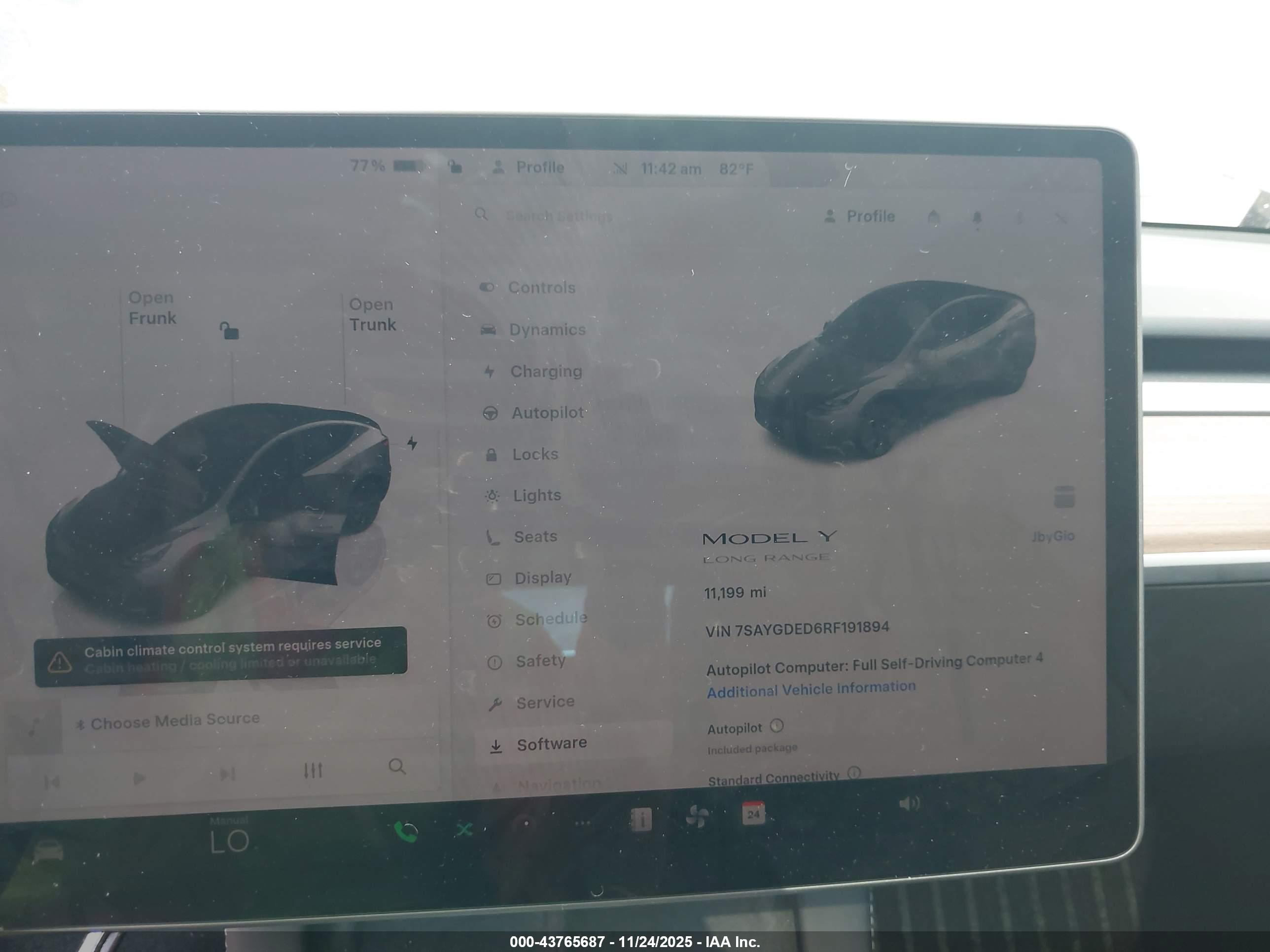 TESLA MODEL image 7