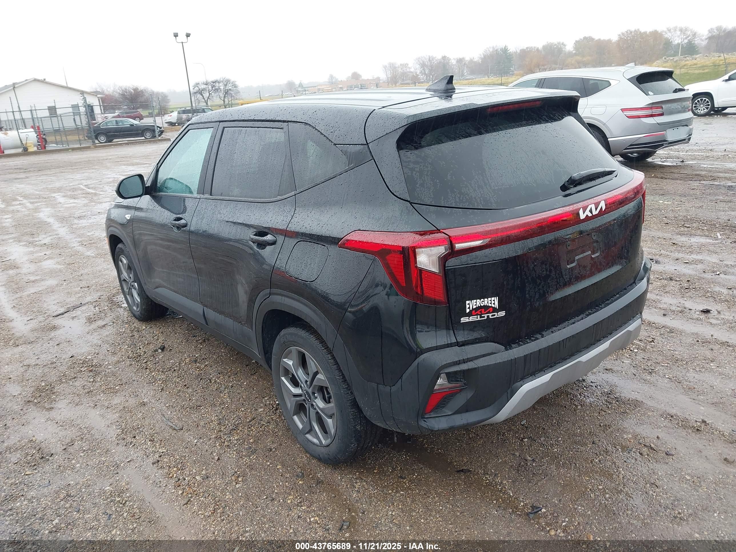 KIA SELTOS image 3