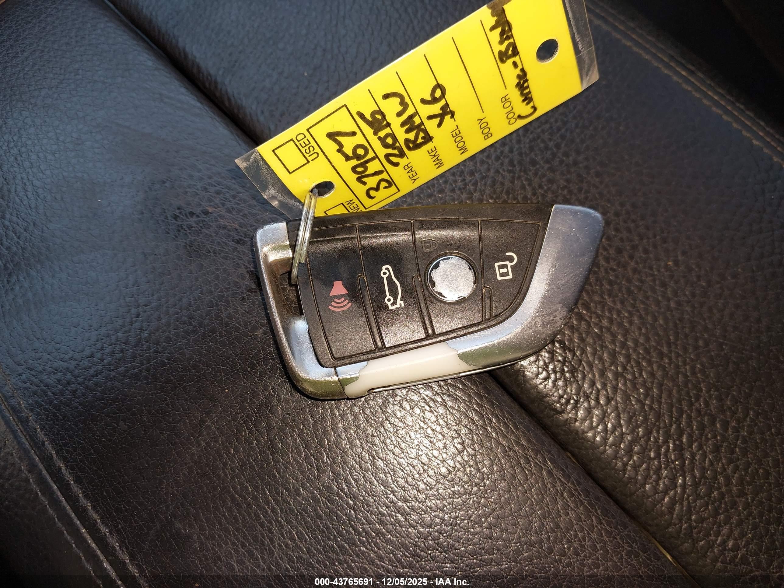 BMW X6 image 11