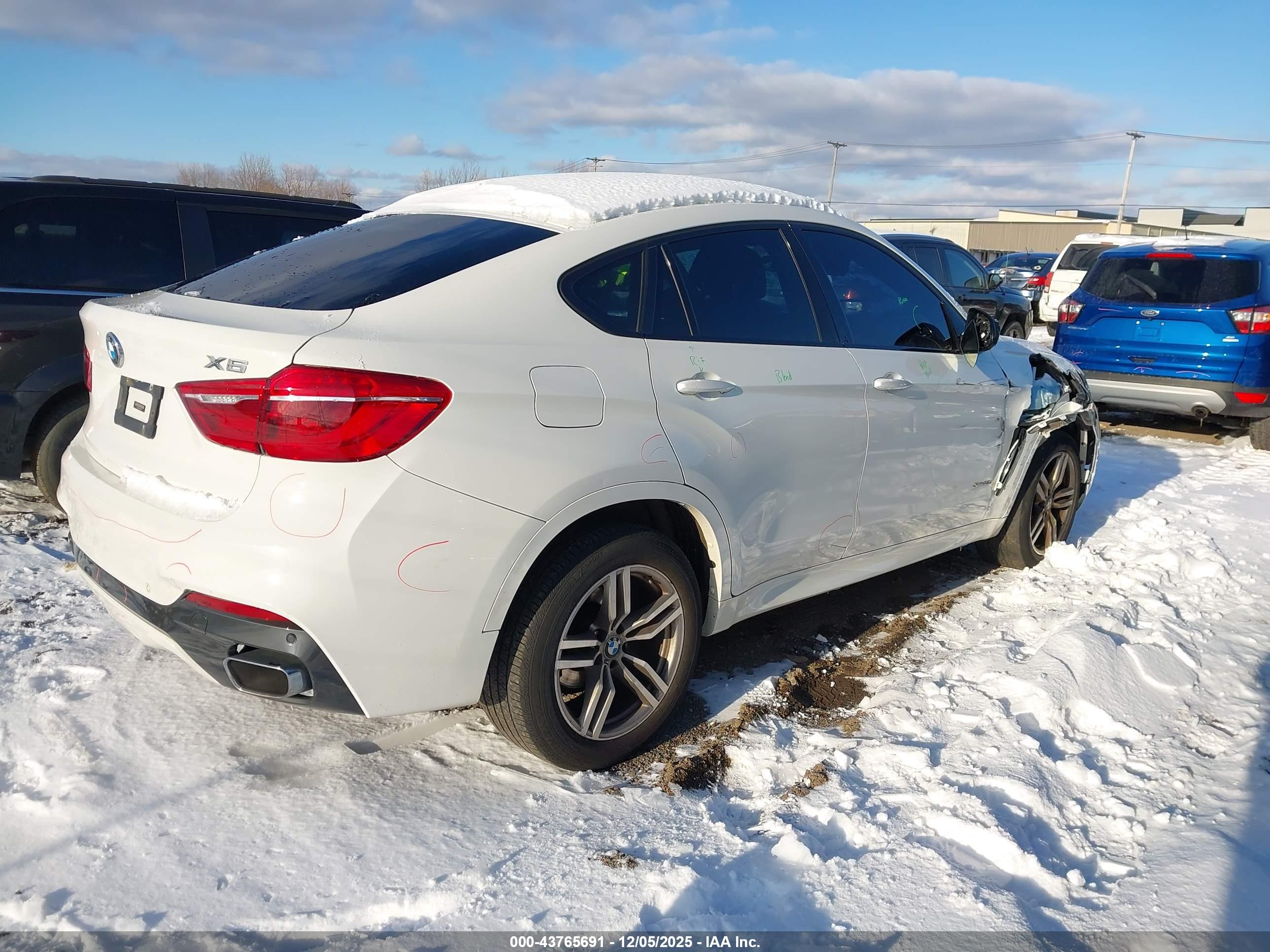 BMW X6 image 4