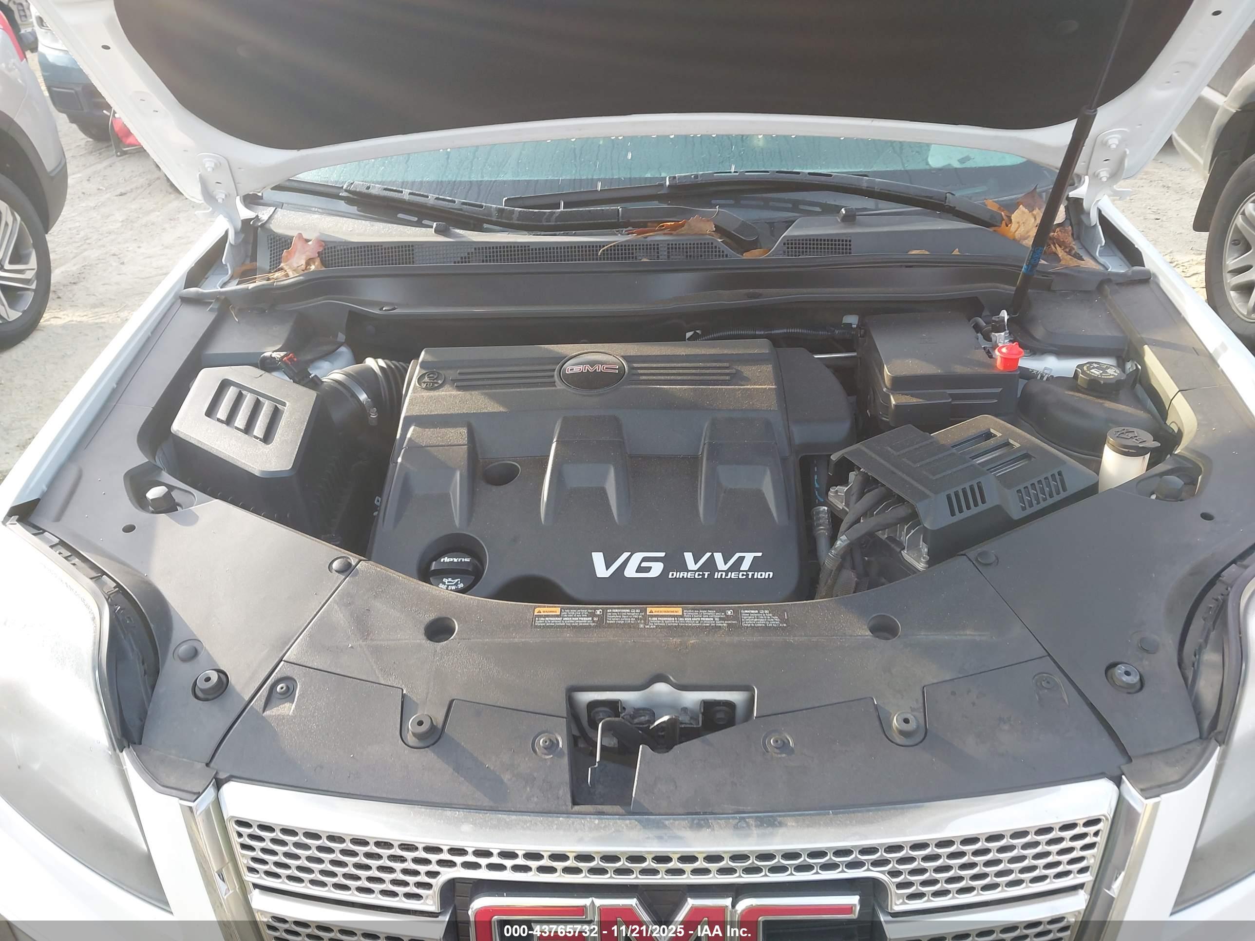 GMC TERRAIN image 10