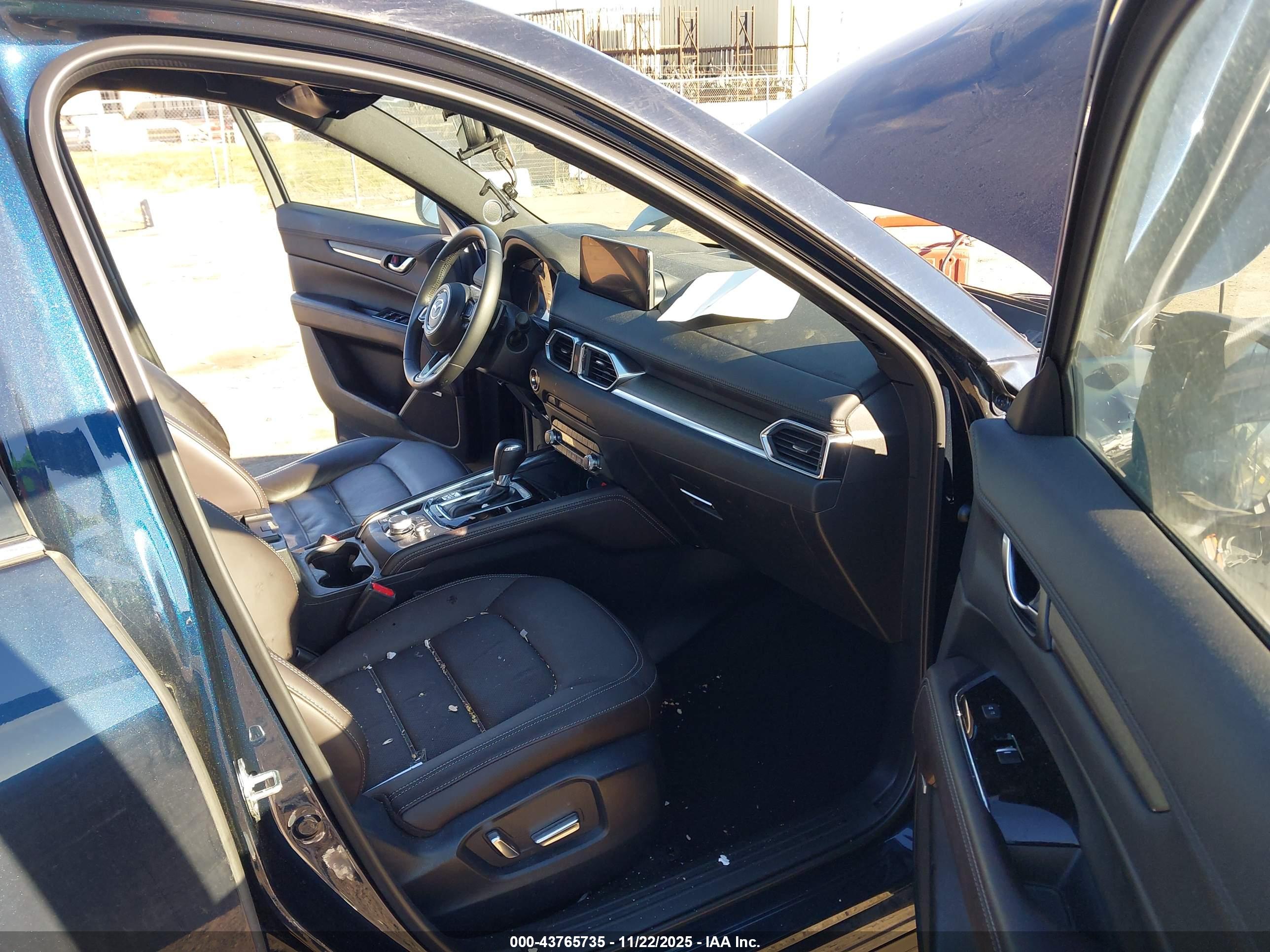 MAZDA CX-5 image 5