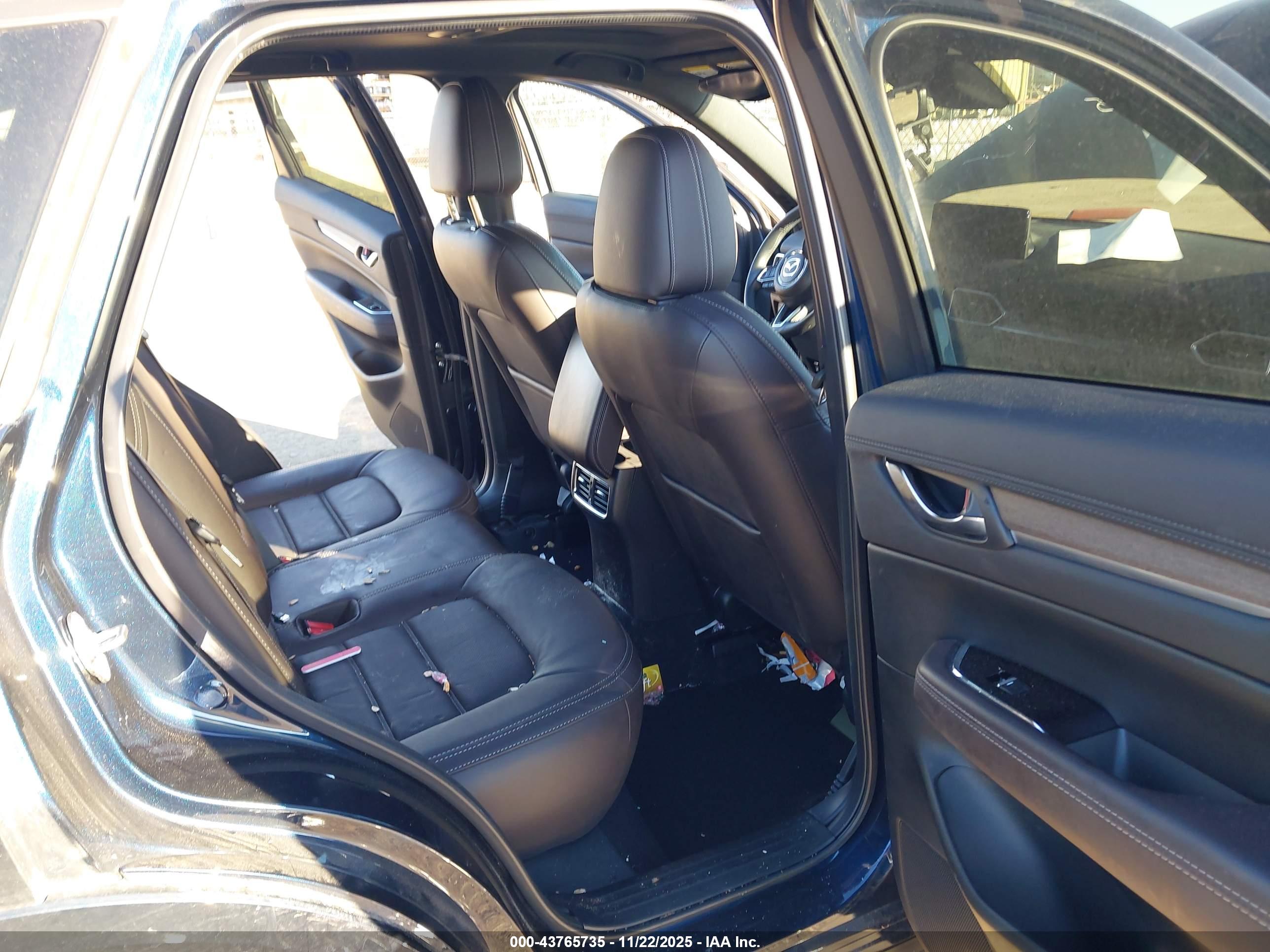 MAZDA CX-5 image 8